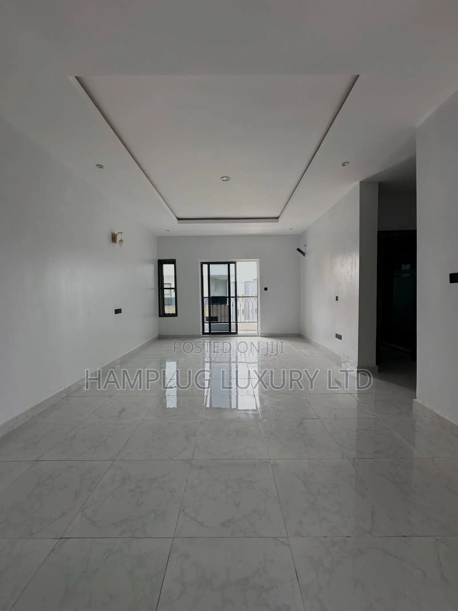 4bdrm Townhouse/Terrace in Jahi for sale