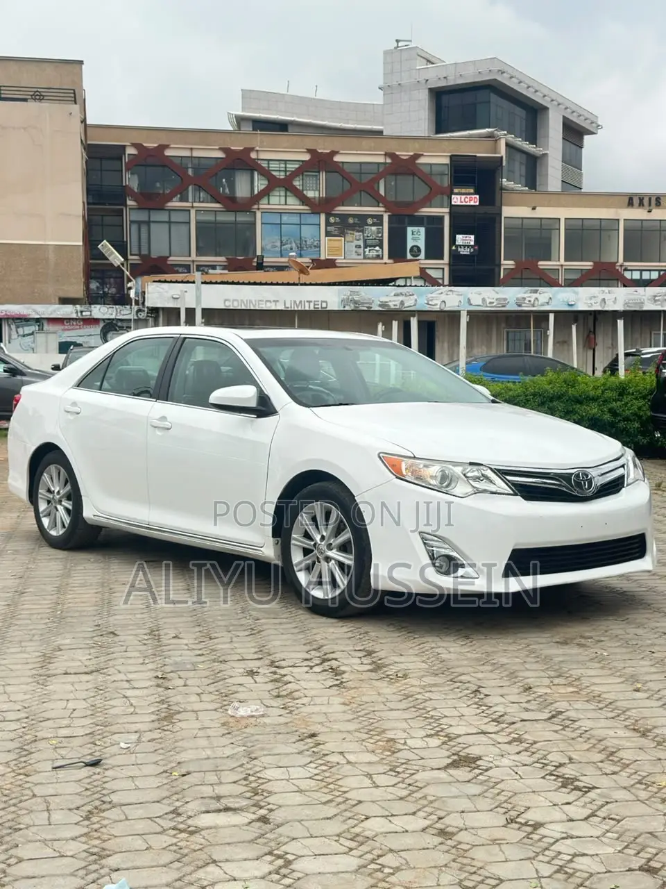 Toyota Camry 2014 White