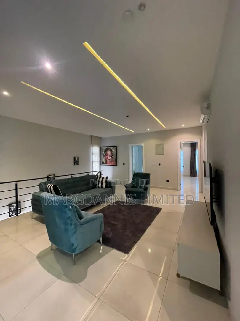 5bdrm Duplex in Lekki Phase 1 for sale