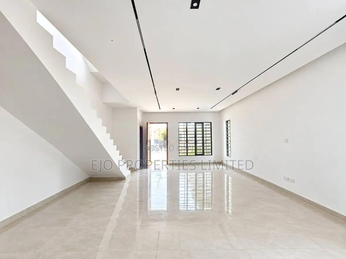 3bdrm Apartment in Lekki Phase 1 for sale