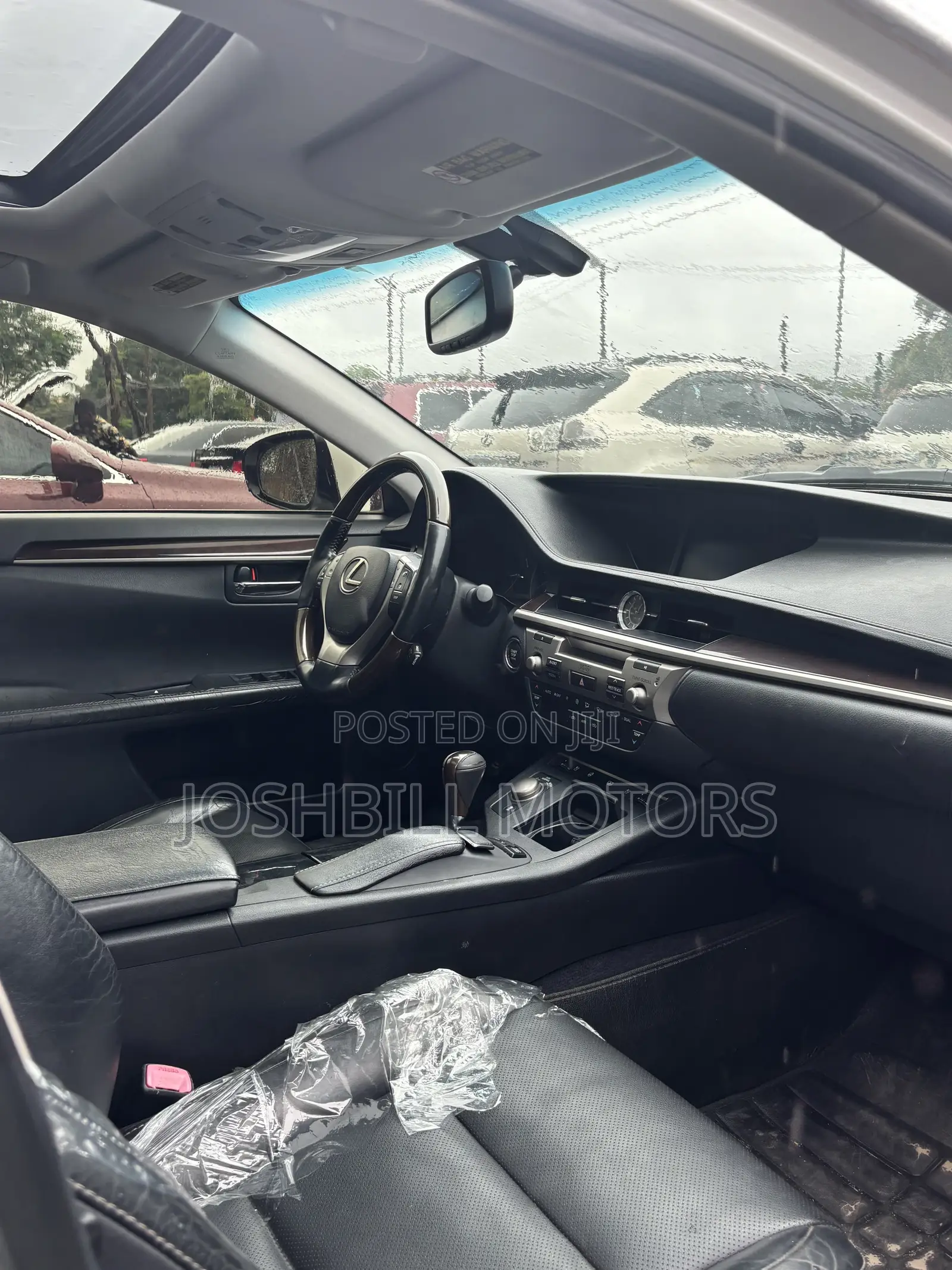 Lexus ES 350 FWD 2014 White