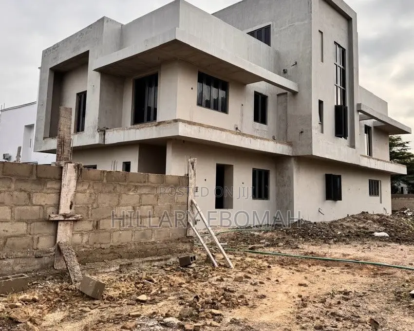 6bdrm Duplex in Pinnock Beach Estate, Lekki for sale