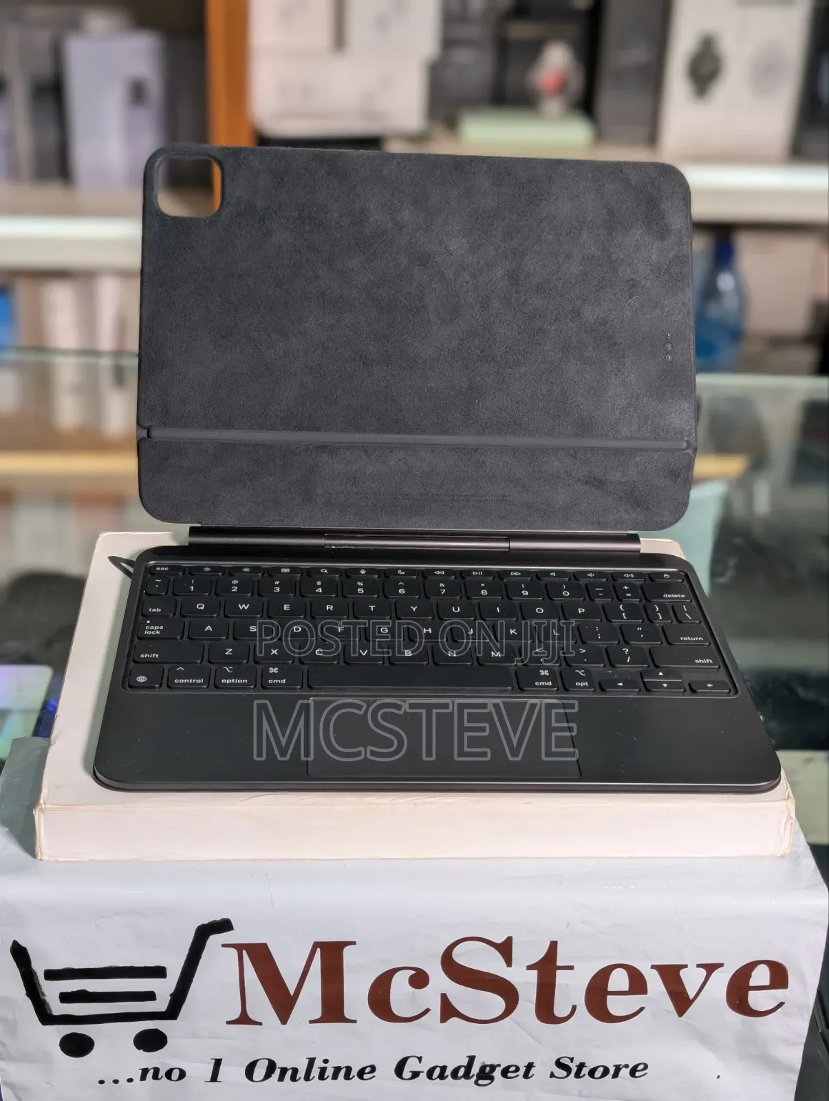 Apple Magic Keyboard for iPad Pro 11 Inch M4 and M5 100% Original