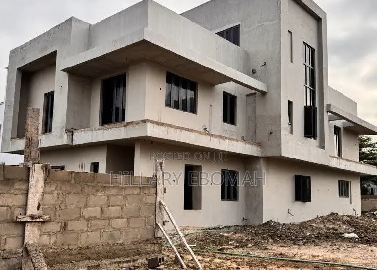 6bdrm Duplex in Pinnock Beach Estate, Lekki for sale