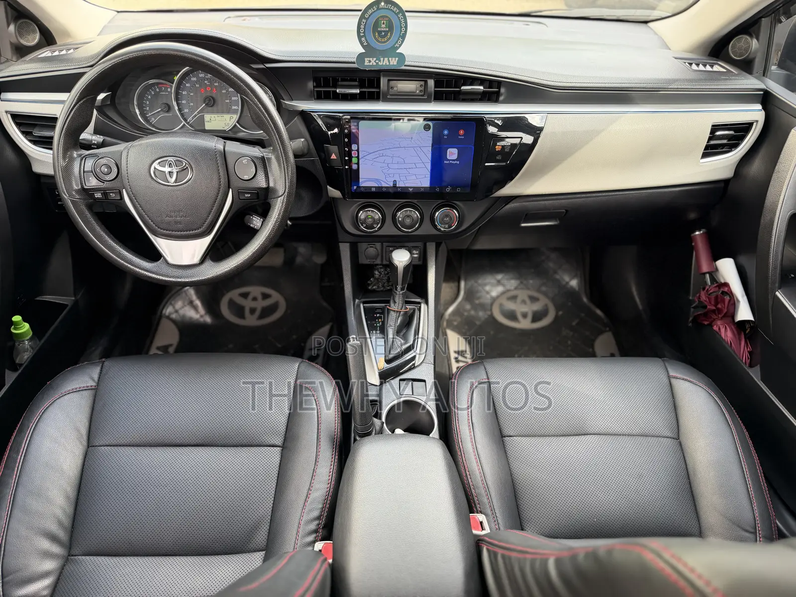 Toyota Corolla LE 4dr Sedan (1.8L 4cyl CVT) 2015 Gray