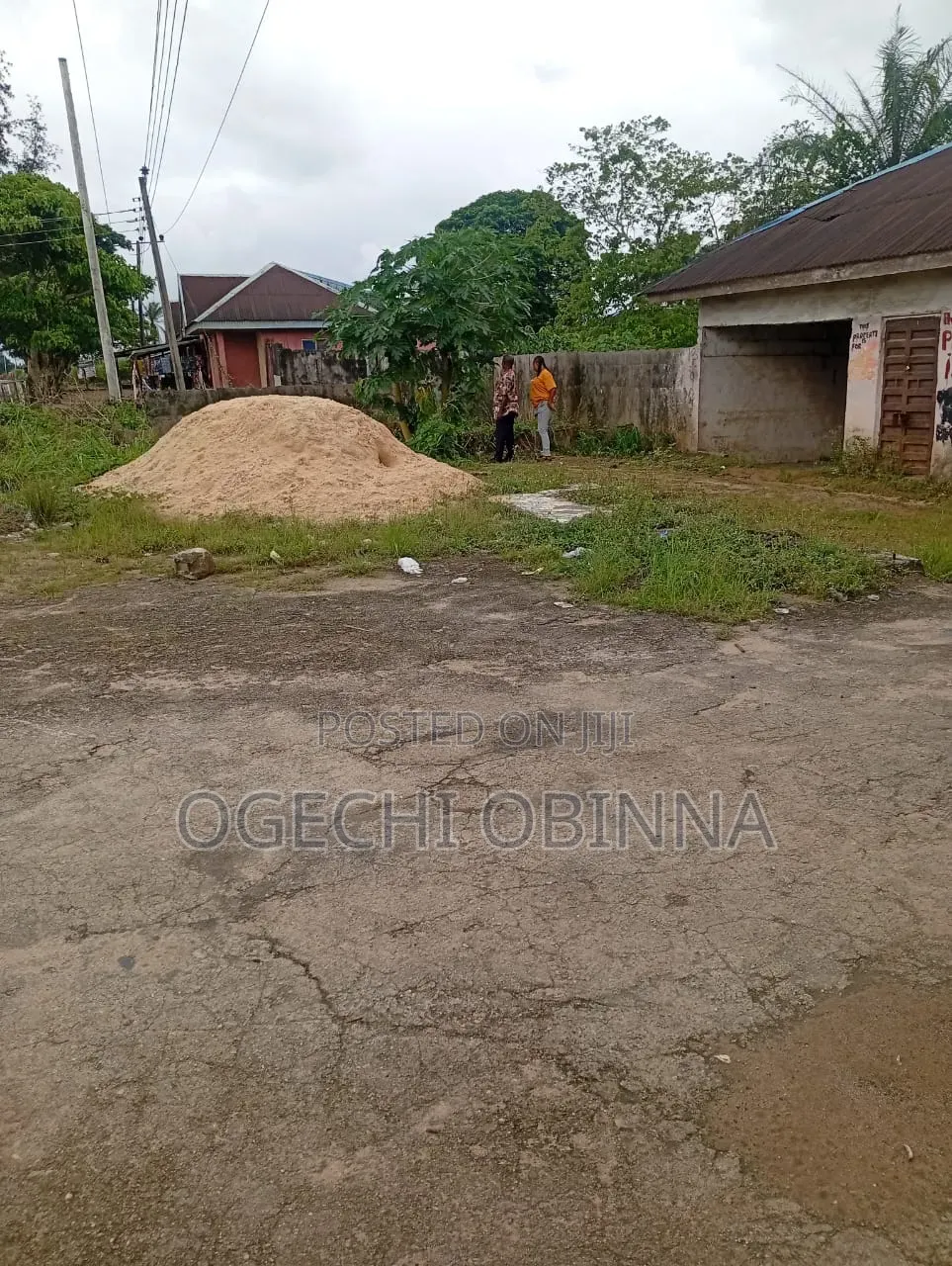Distress Sale of 1 Half Plots WTH Building on D Major Igboh Etche Rd