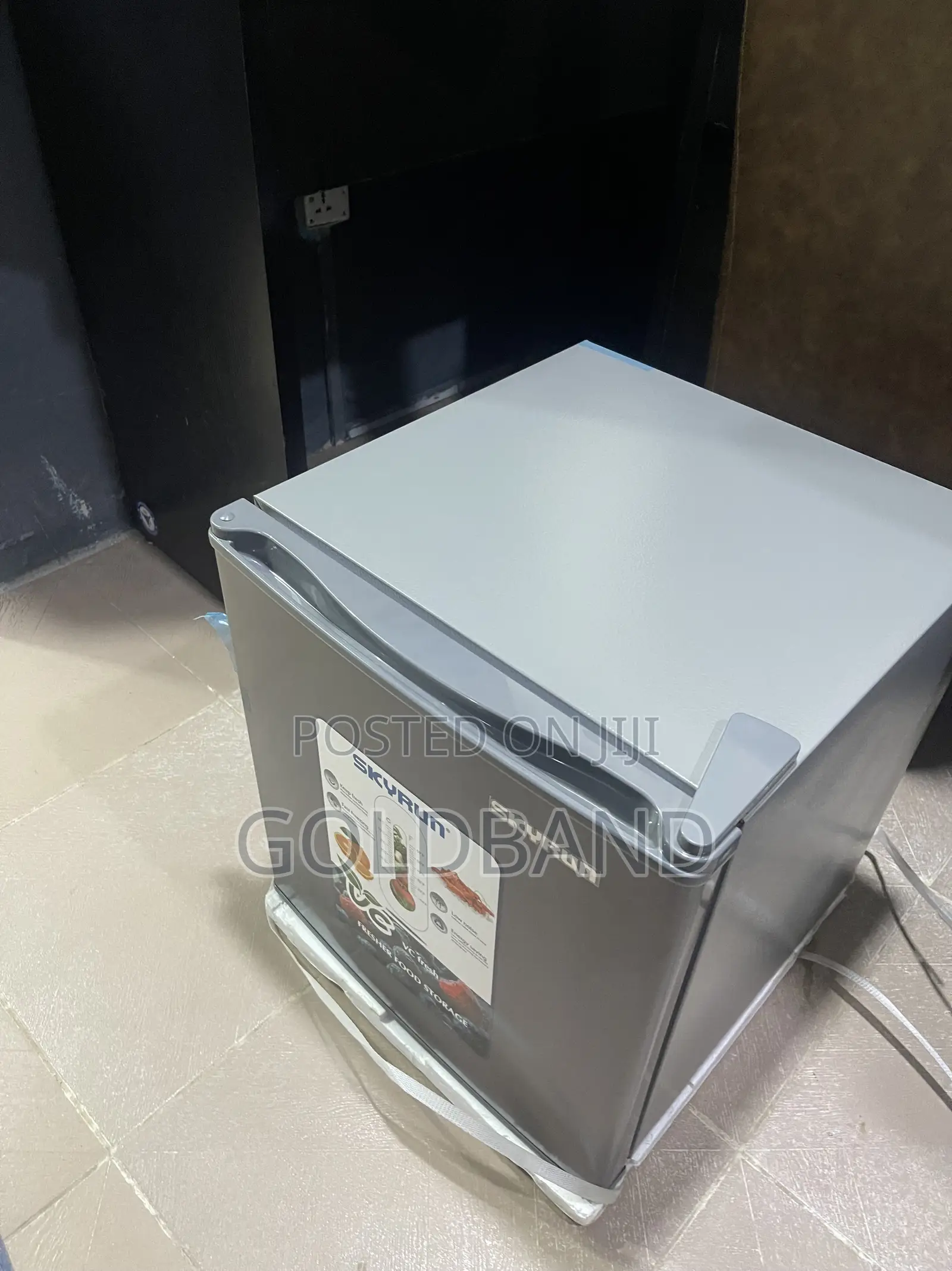 Skyrun BCD-50HW 48L Small Home Fridge