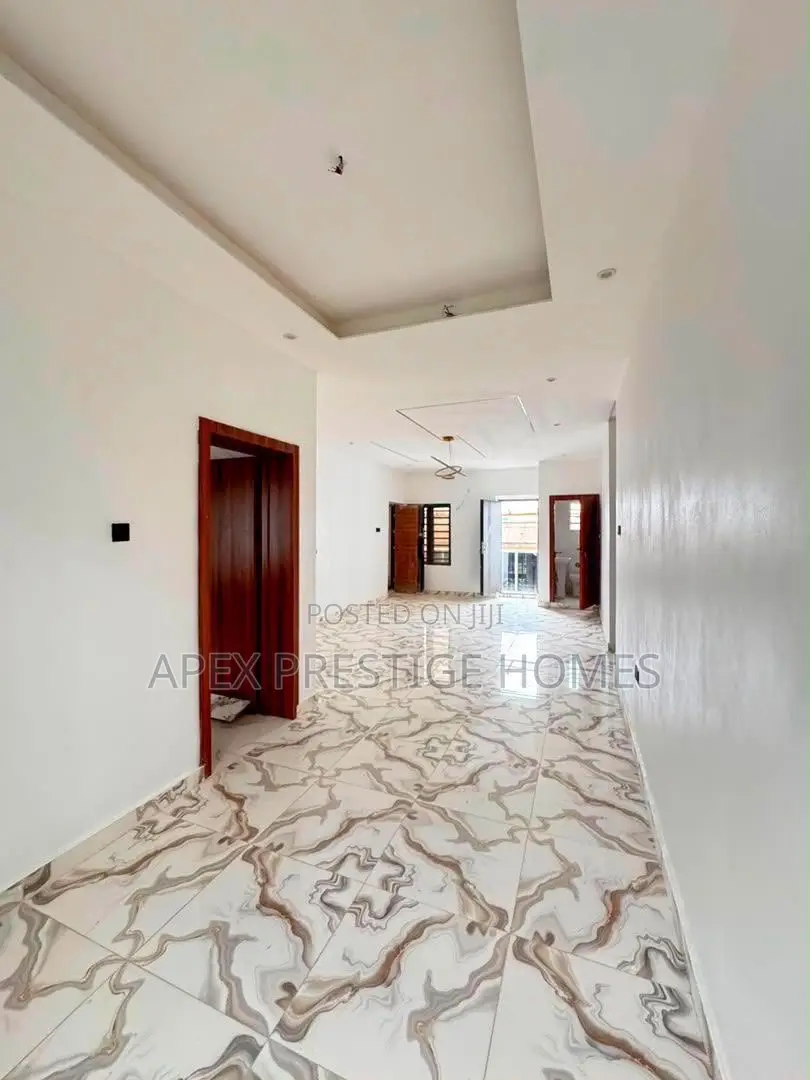 Furnished 2bdrm Apartment in Surulere for sale