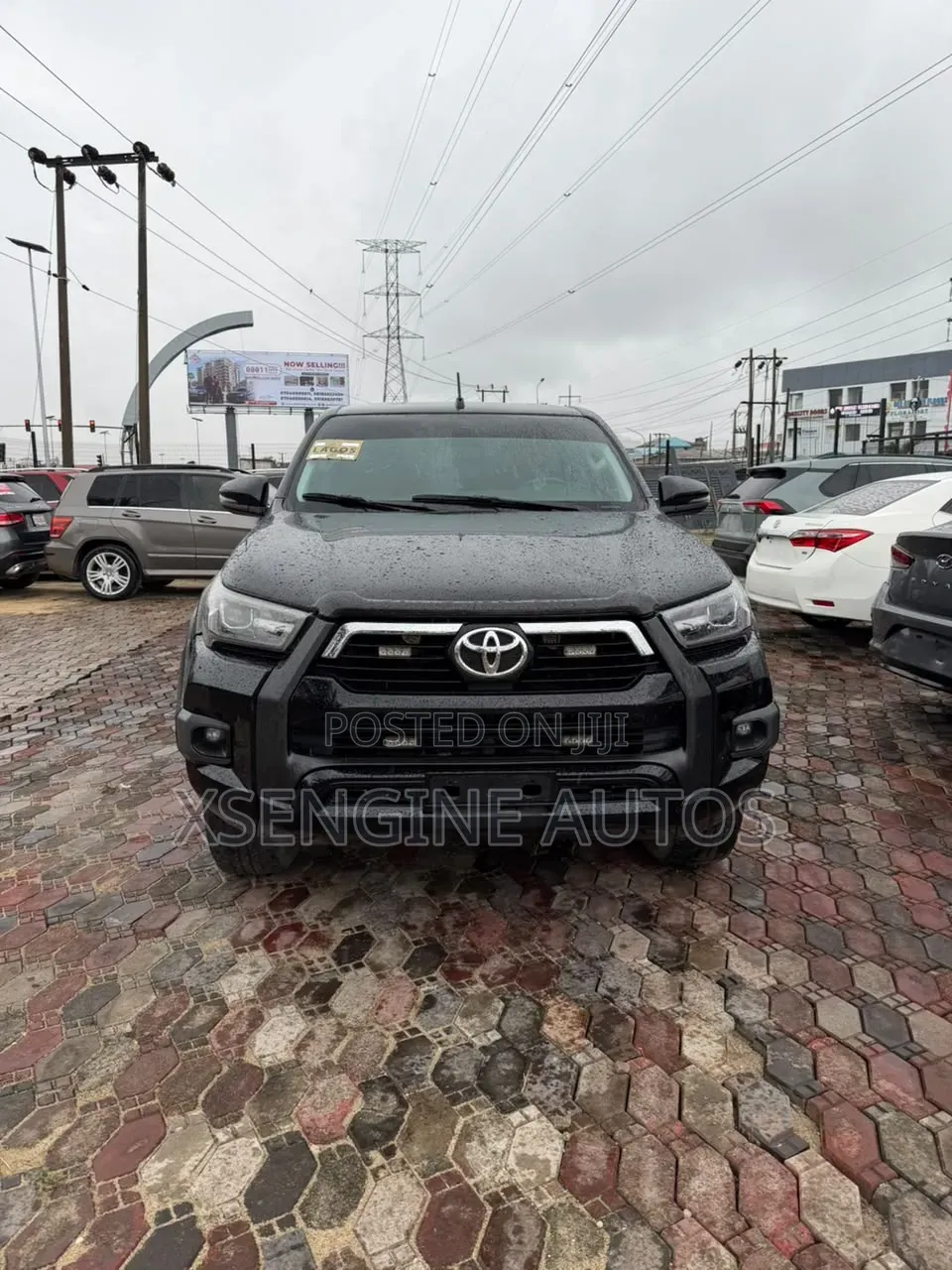 Toyota Hilux 2022 Black