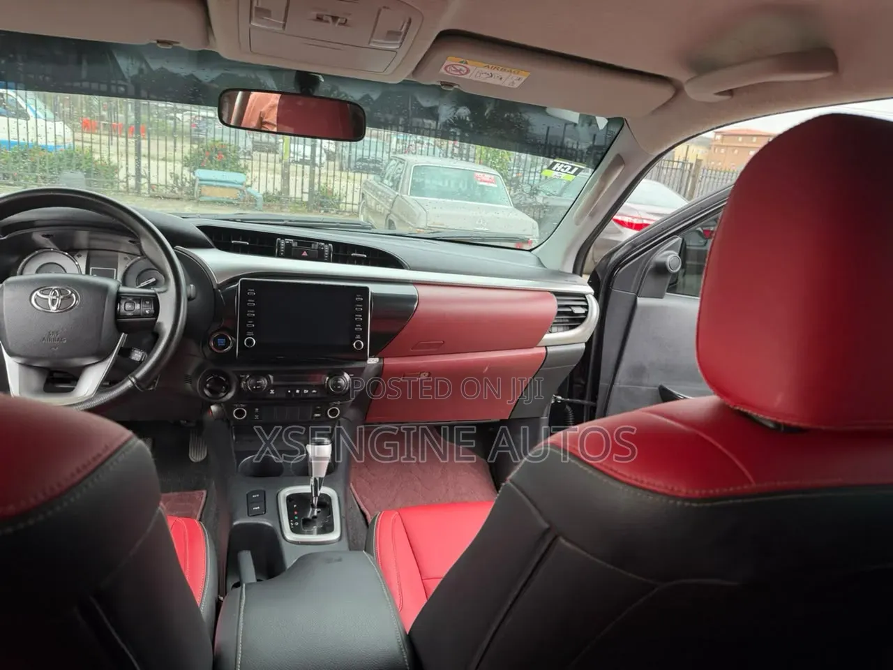 Toyota Hilux 2022 Black