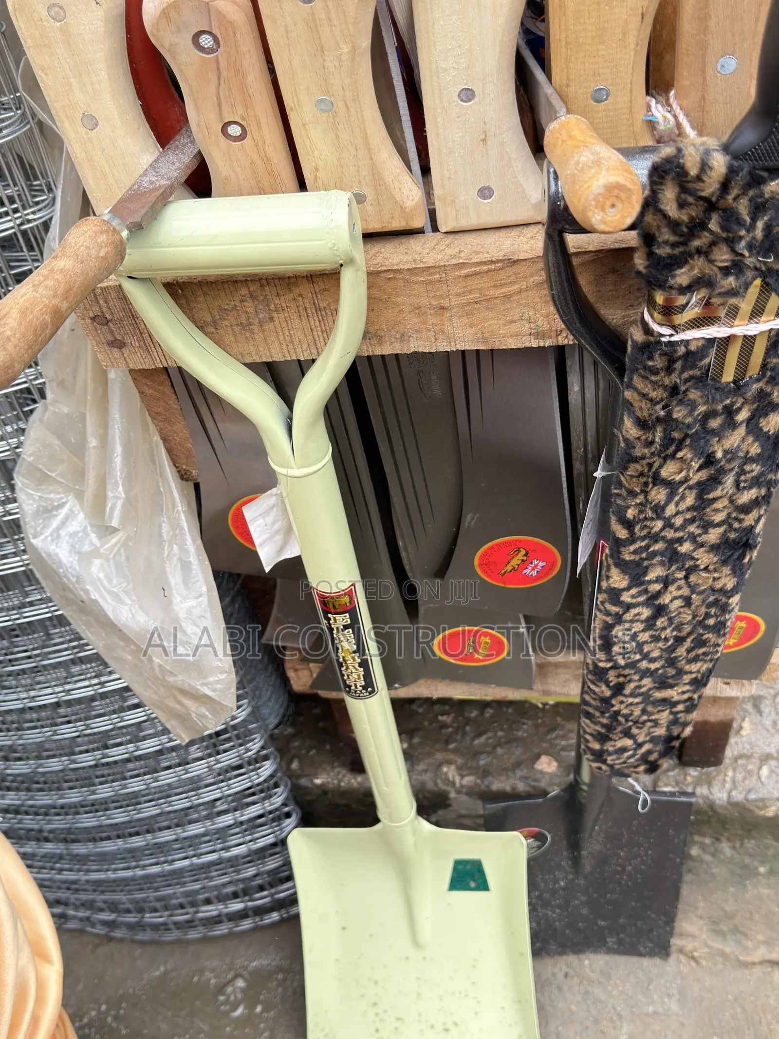 Shovel / Construction Shovels