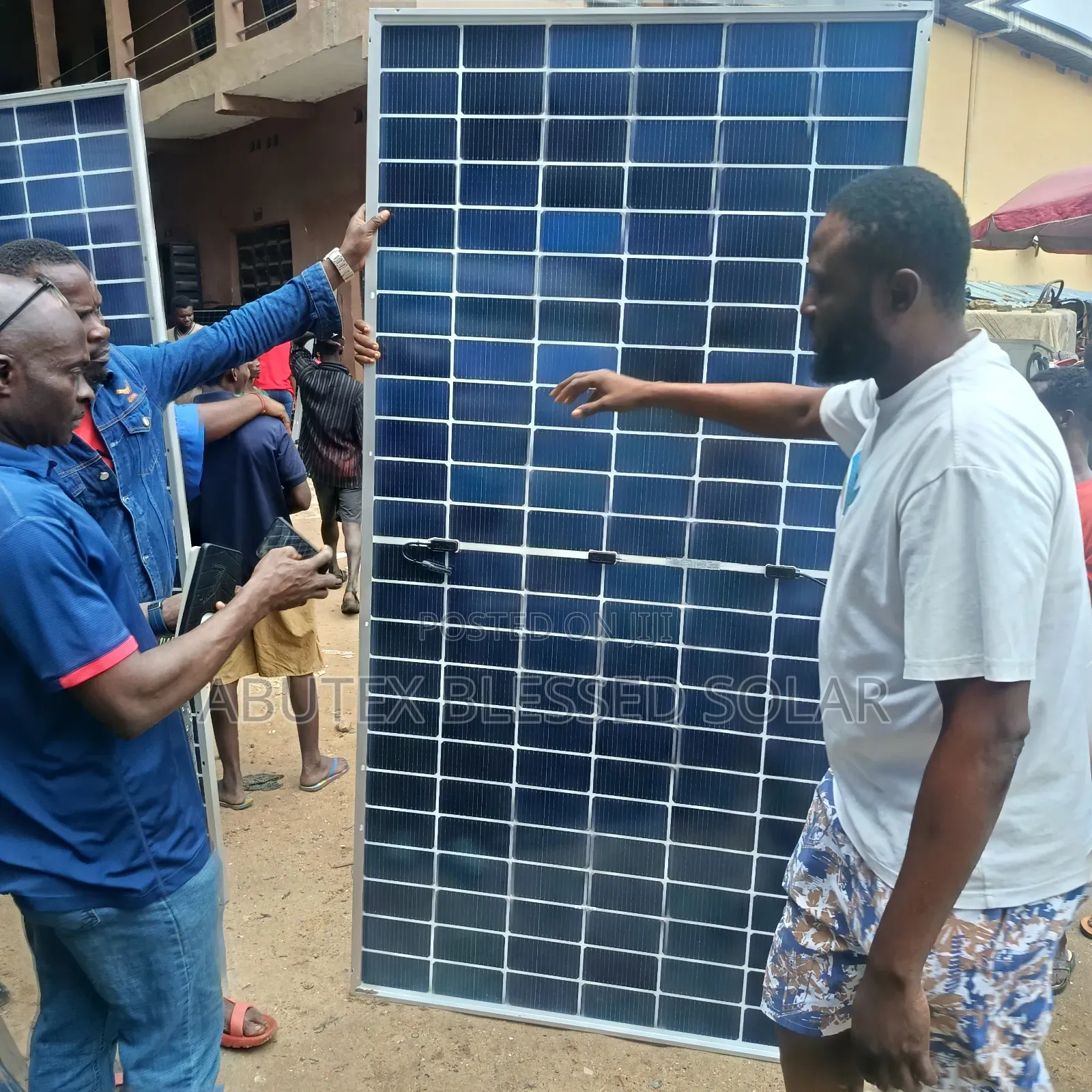 600watt Jinko Solar Panel Mono