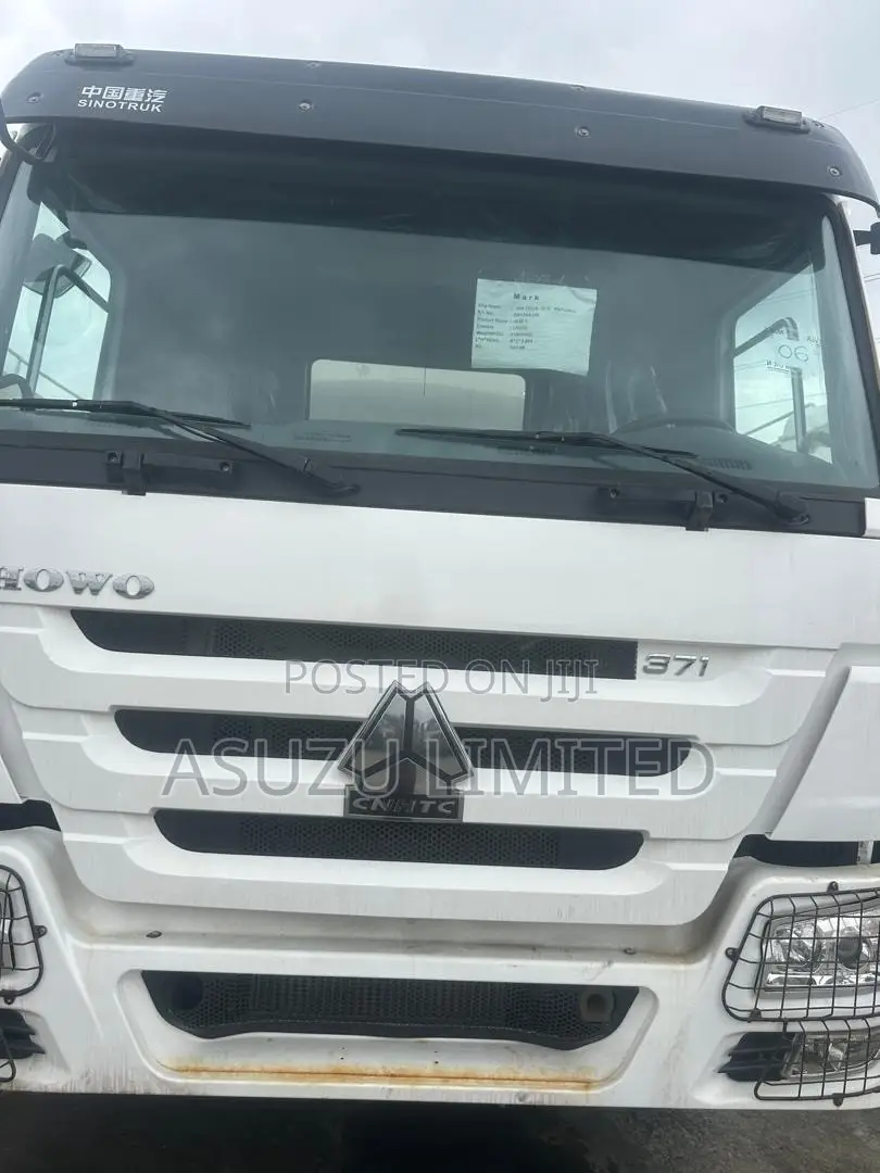 2021 Tokunbo Sinotruk Howo 6×4 Diesel Tanker