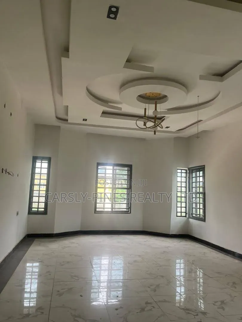 4bdrm Duplex in Wuye for sale