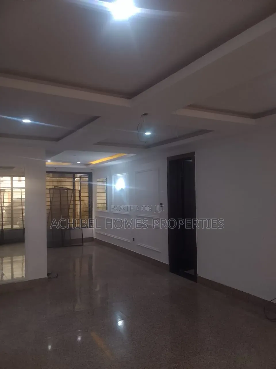 3bdrm Apartment in Ikate, Lekki Phase 1 for rent