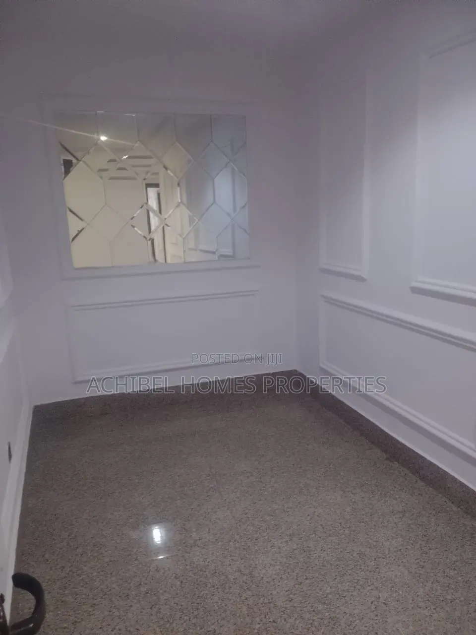 3bdrm Apartment in Ikate, Lekki Phase 1 for rent