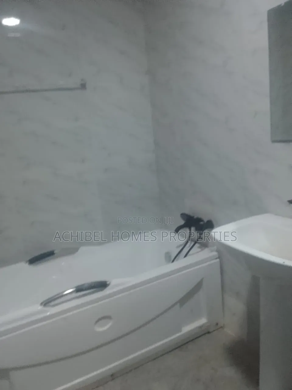 3bdrm Apartment in Ikate, Lekki Phase 1 for rent