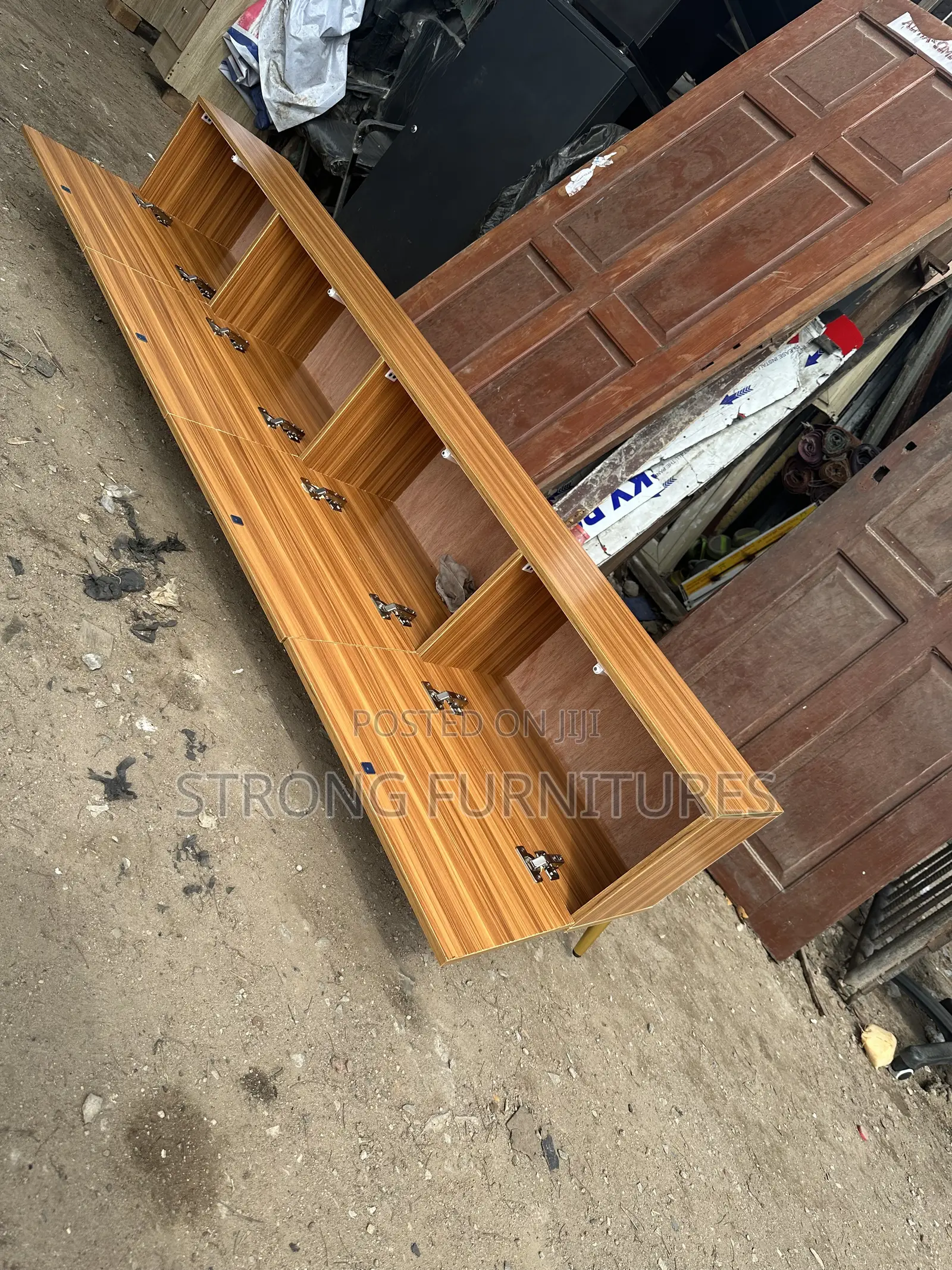 7ft TV Shelve