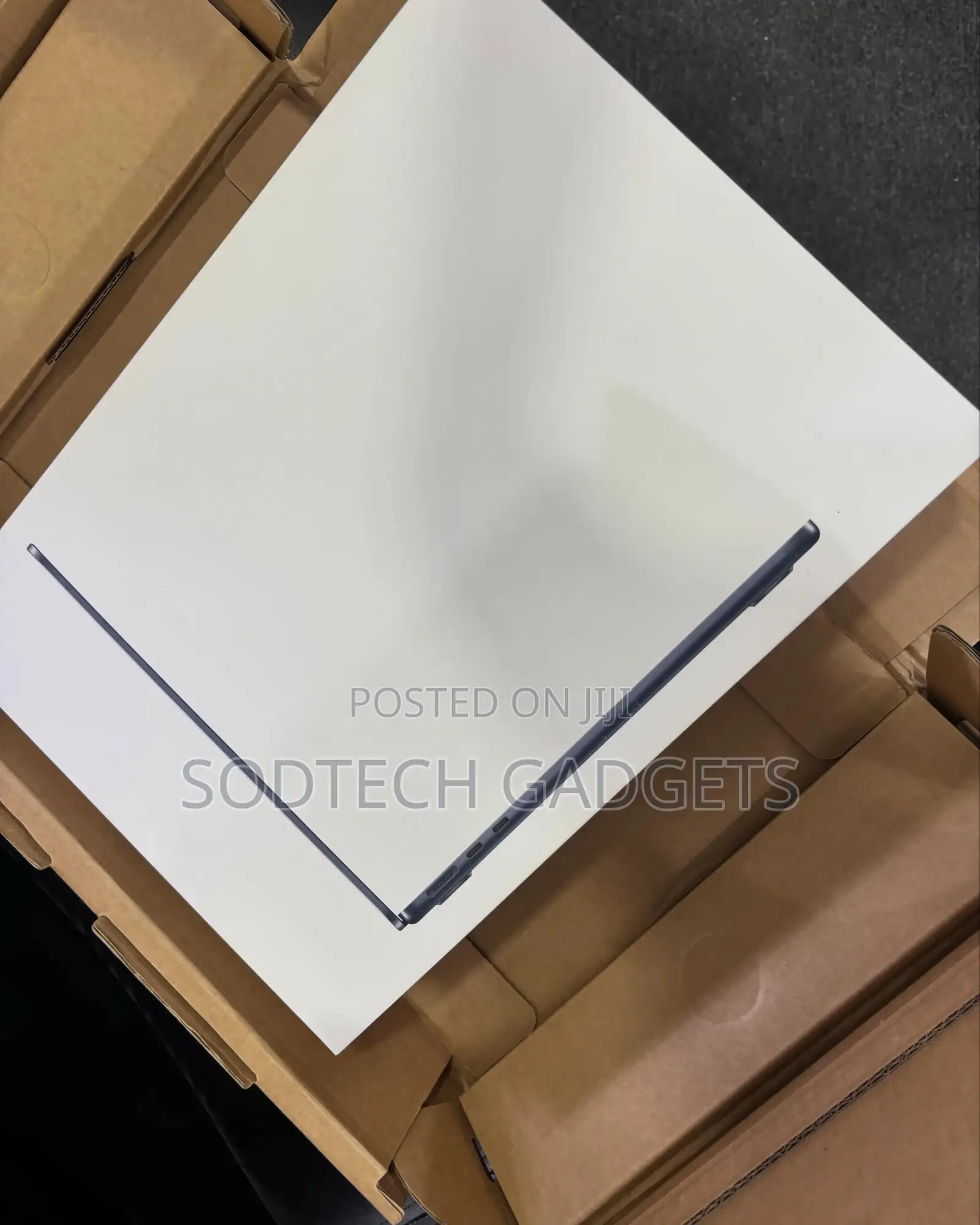 New Laptop Apple MacBook Air 2026 M5 16GB Apple M4 SSD 512GB