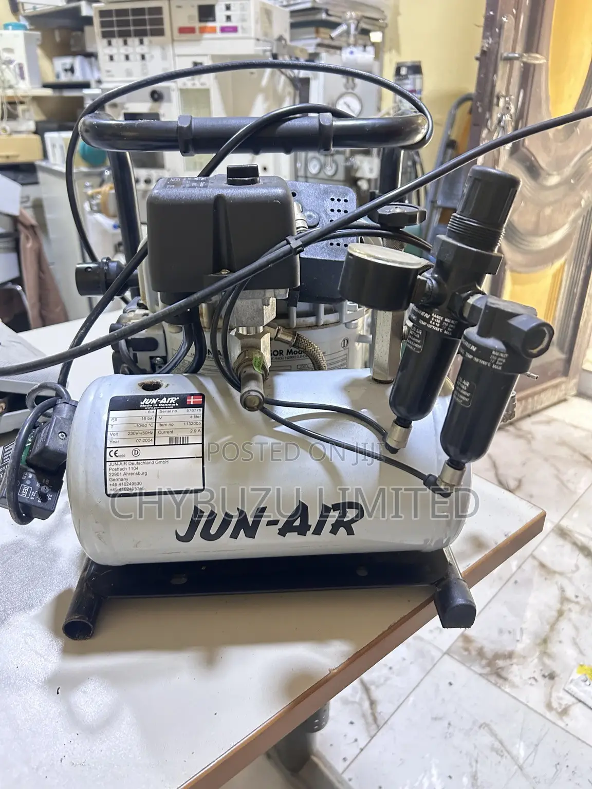 JUN-AIR 4L Medical Silent Air Compressor – 16 Bar