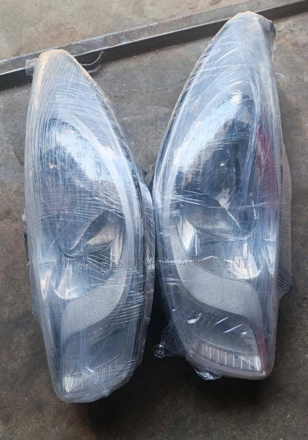 Set of Front Light Hyundai Tucson Ix35 2012 Model