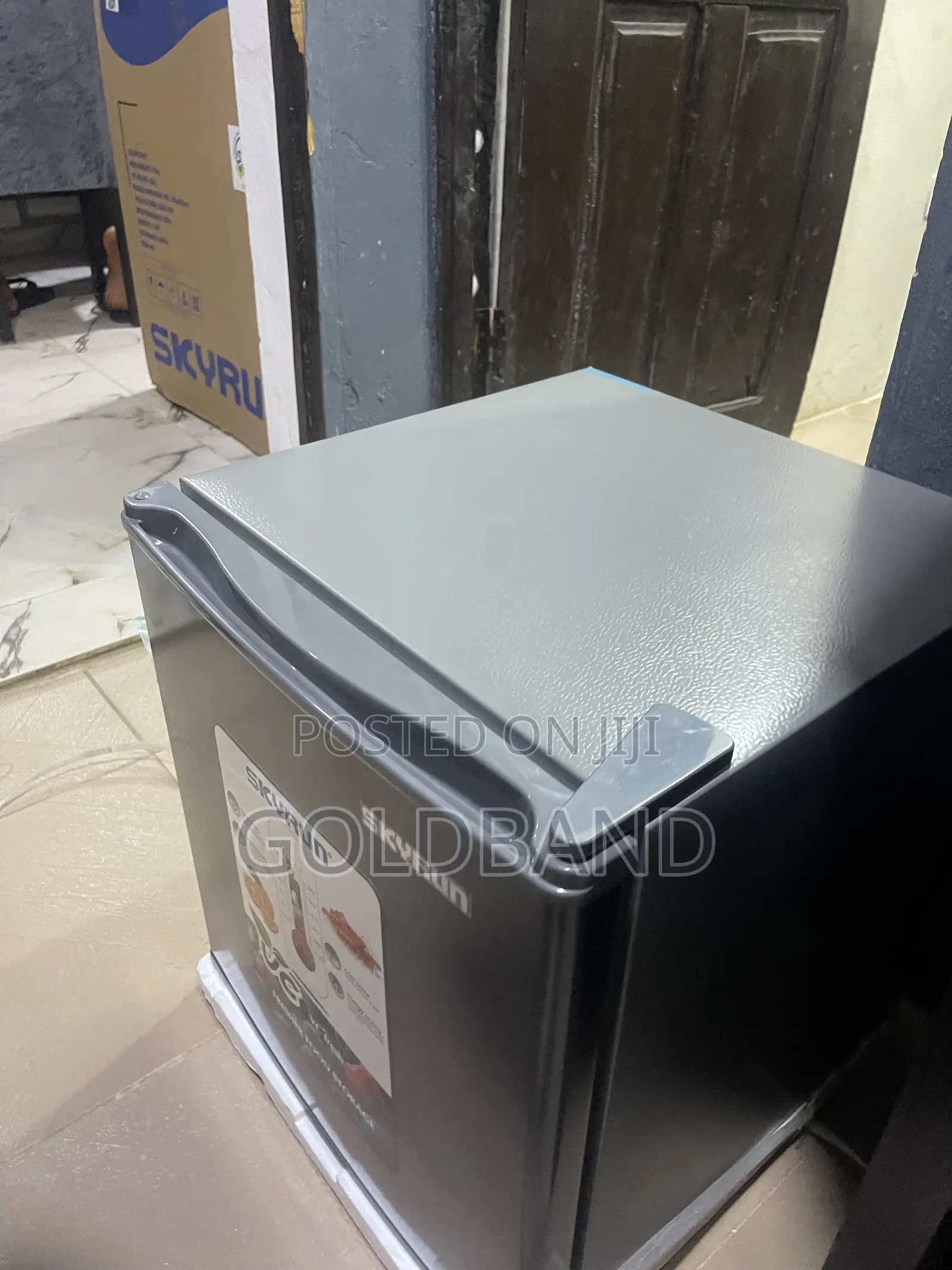 Skyrun 50L Small-Space Compact Fridge