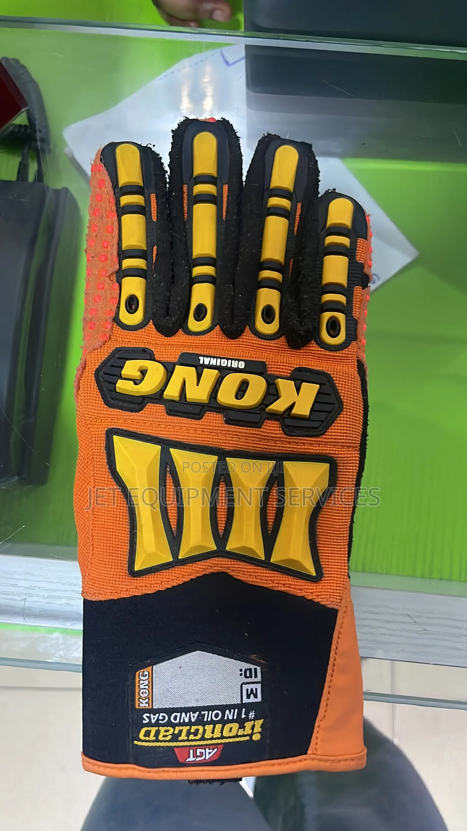 Kong Hi-Impact Hand Glove