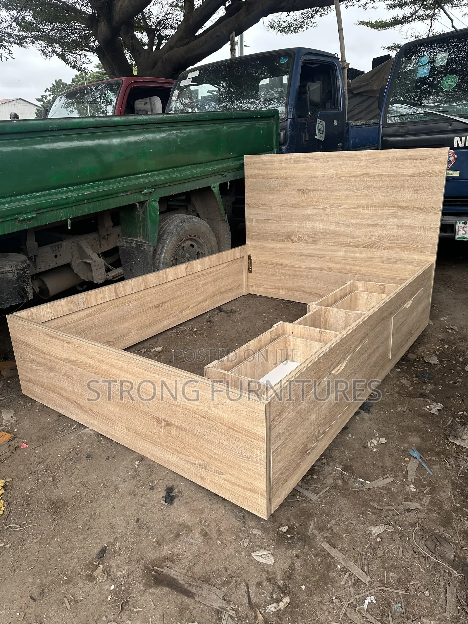 4.5 X 6ft Storage Bed Frame (Hdf)