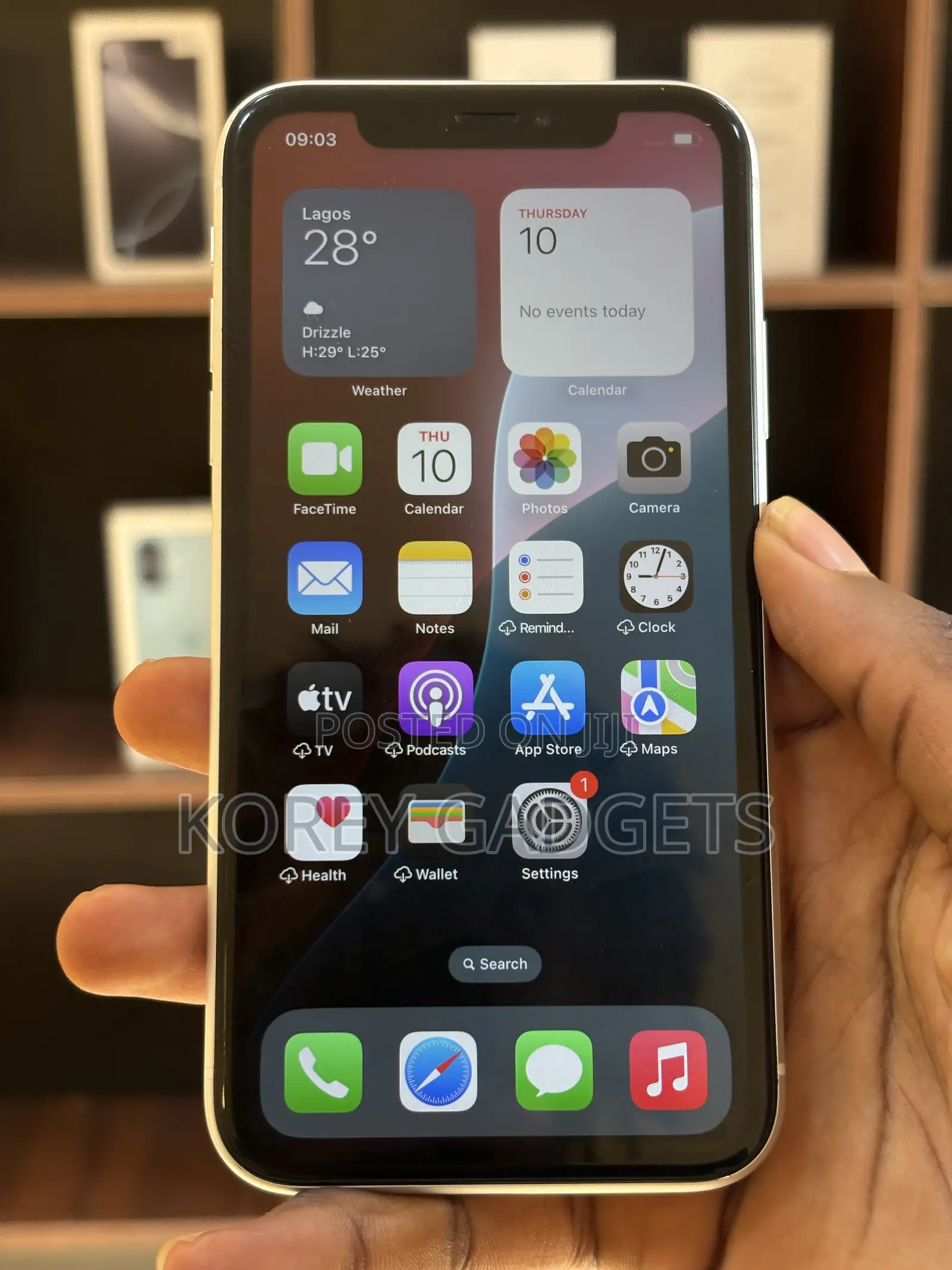 Apple iPhone XR 64 GB White