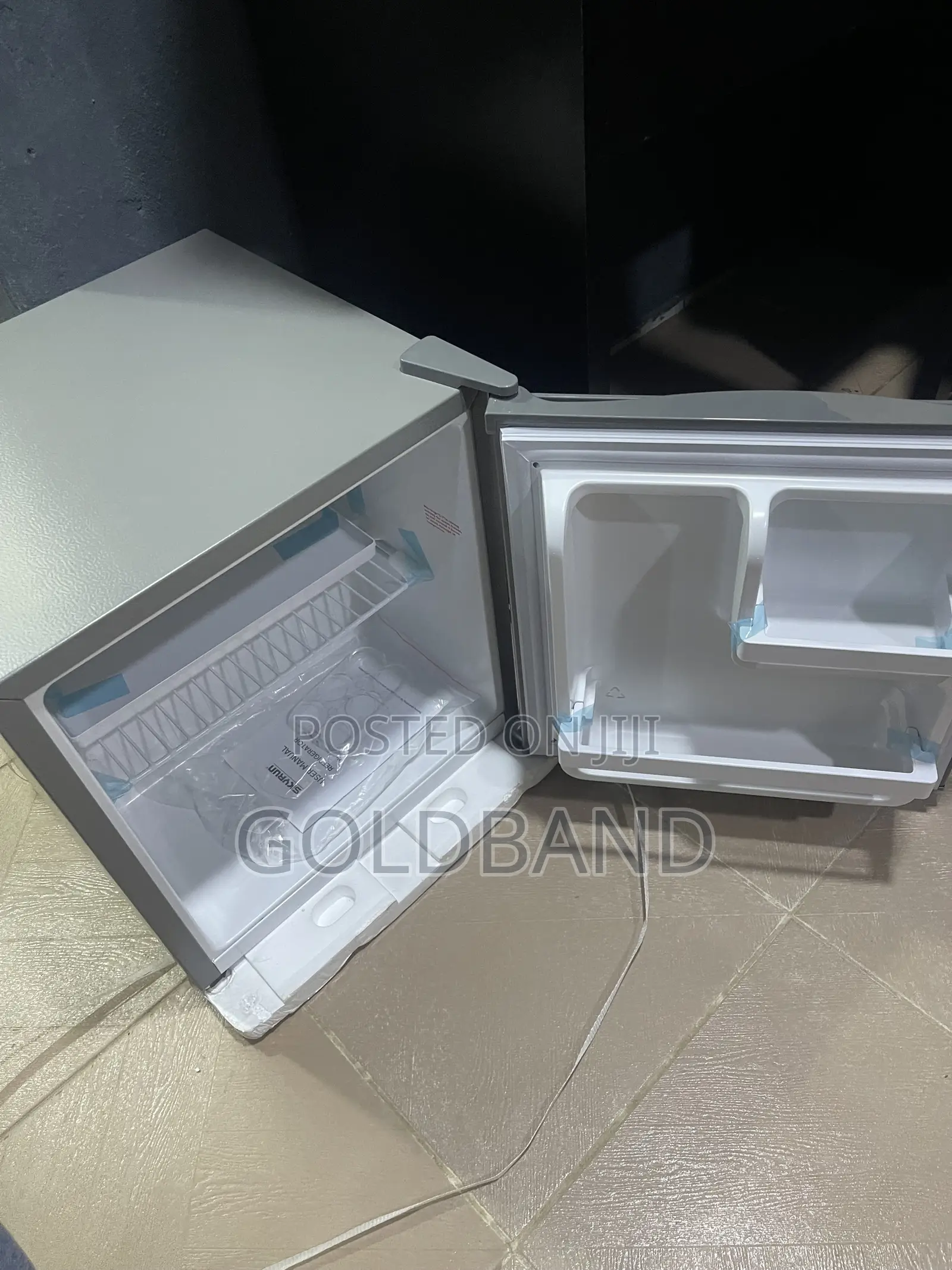 Skyrun 50L Bedroom Office Compact Refrigerator