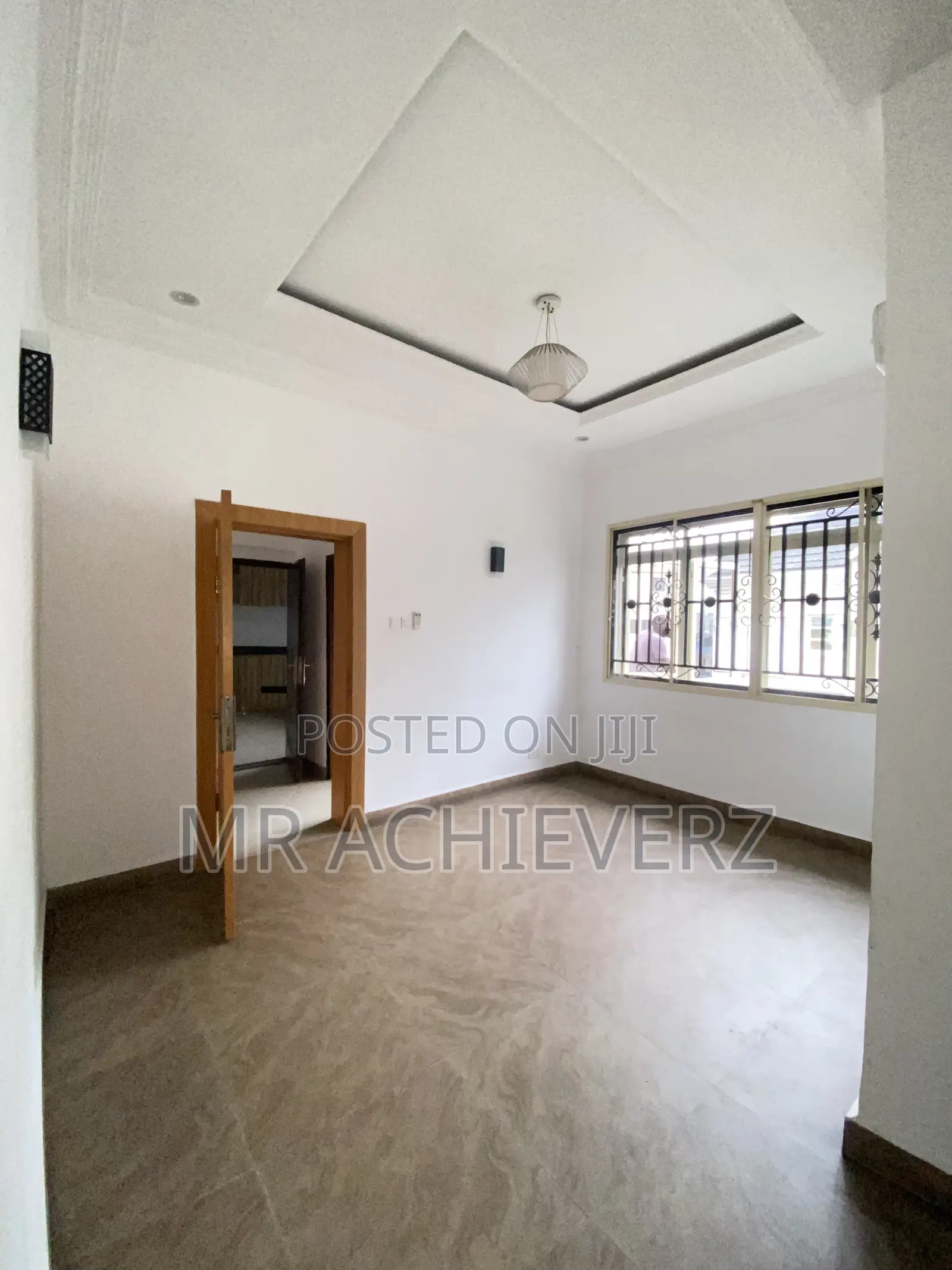4bdrm Block of Flats in Old Gra, Obio-Akpor for rent