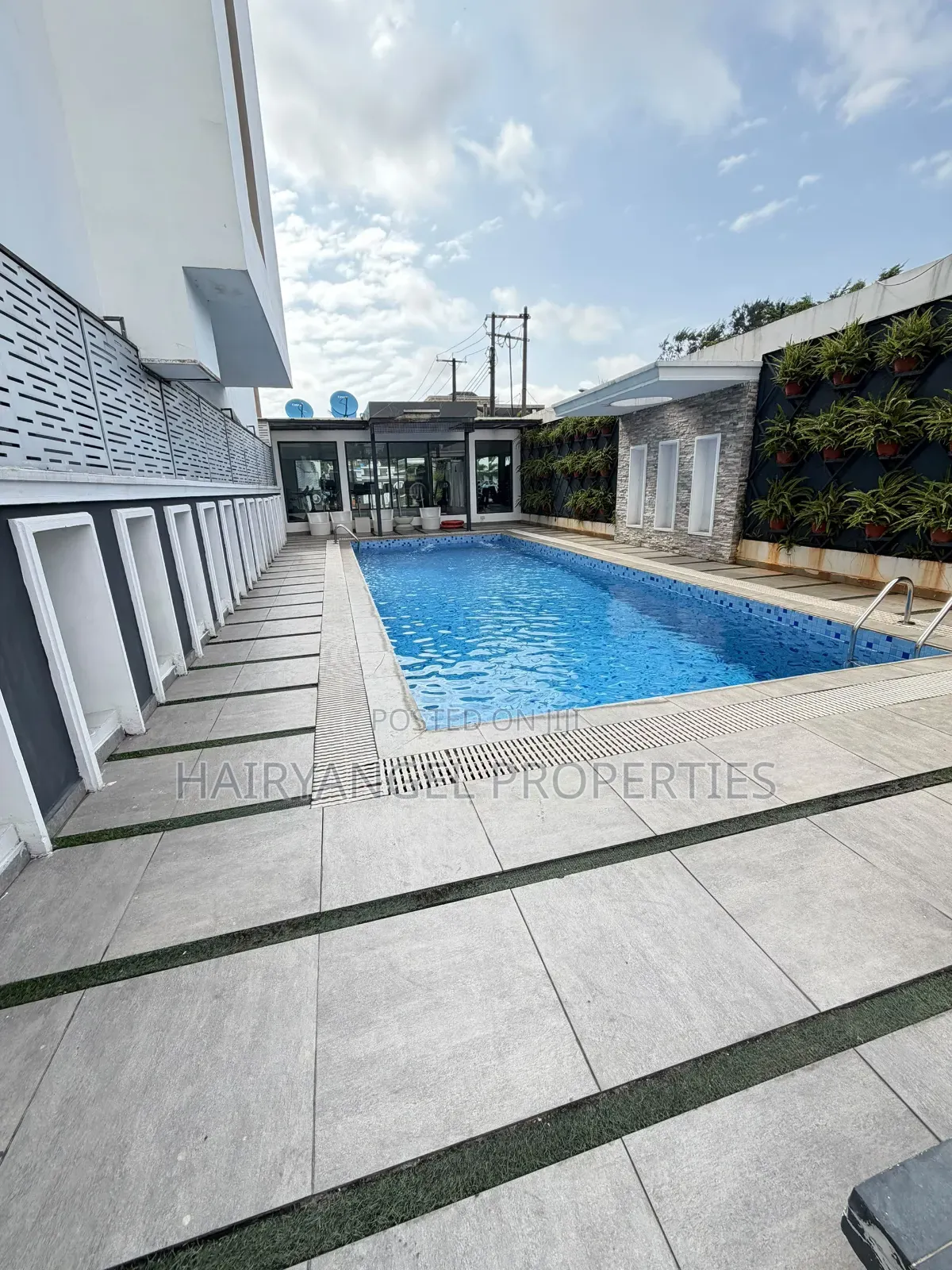 4bdrm Duplex in Lagos Island / Lagos Island for sale