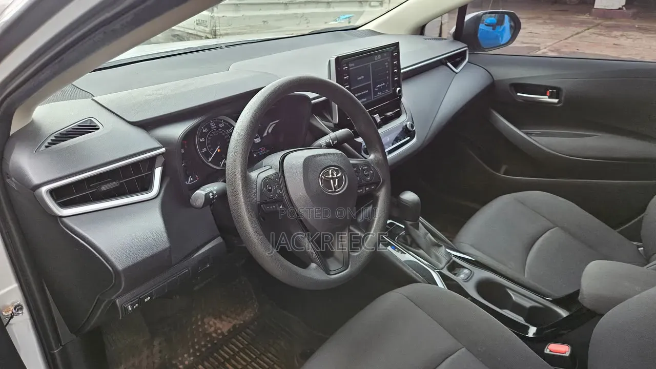 Toyota Corolla 2020 Silver
