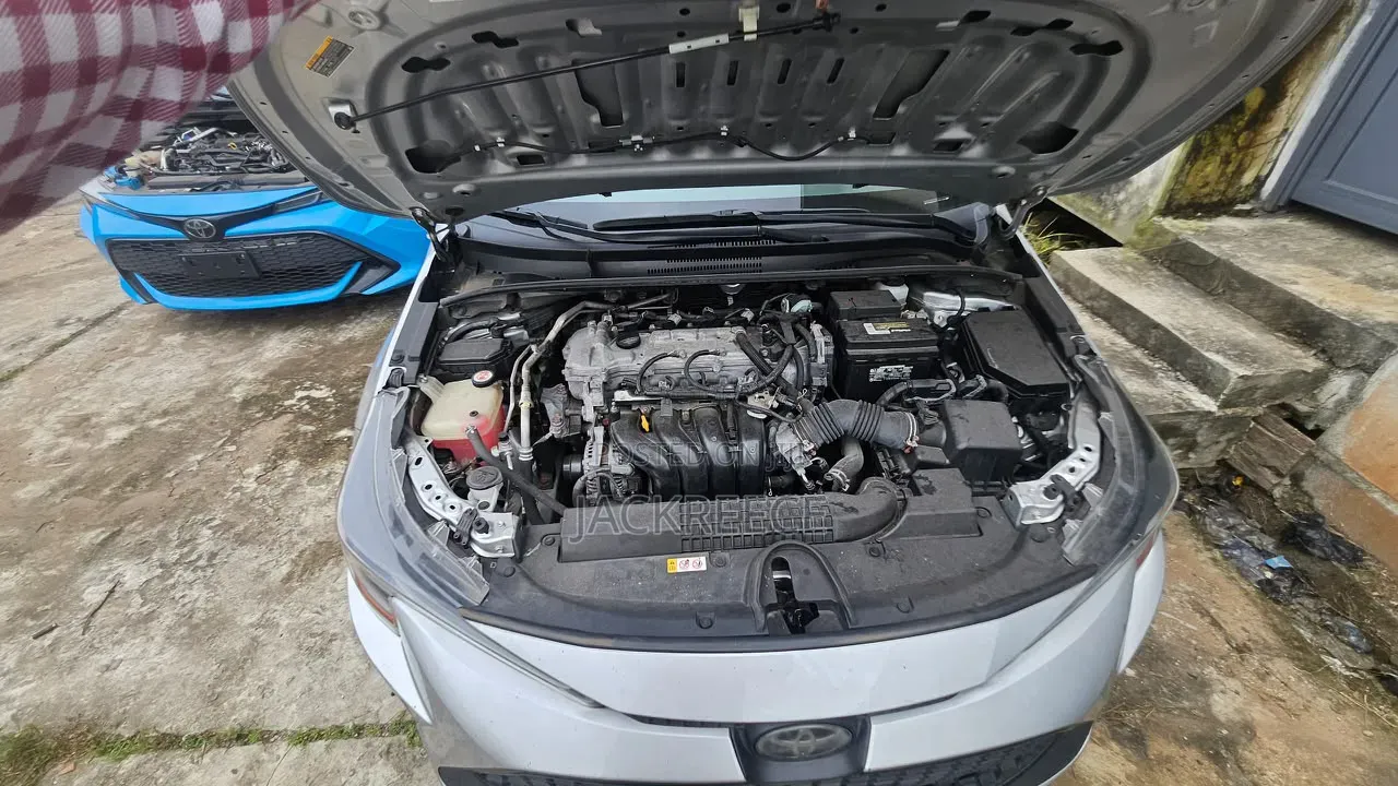 Toyota Corolla 2020 Silver
