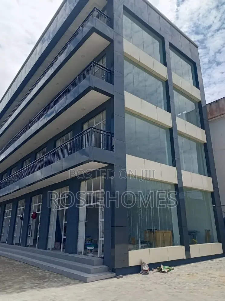 Brand New Spacious Shop