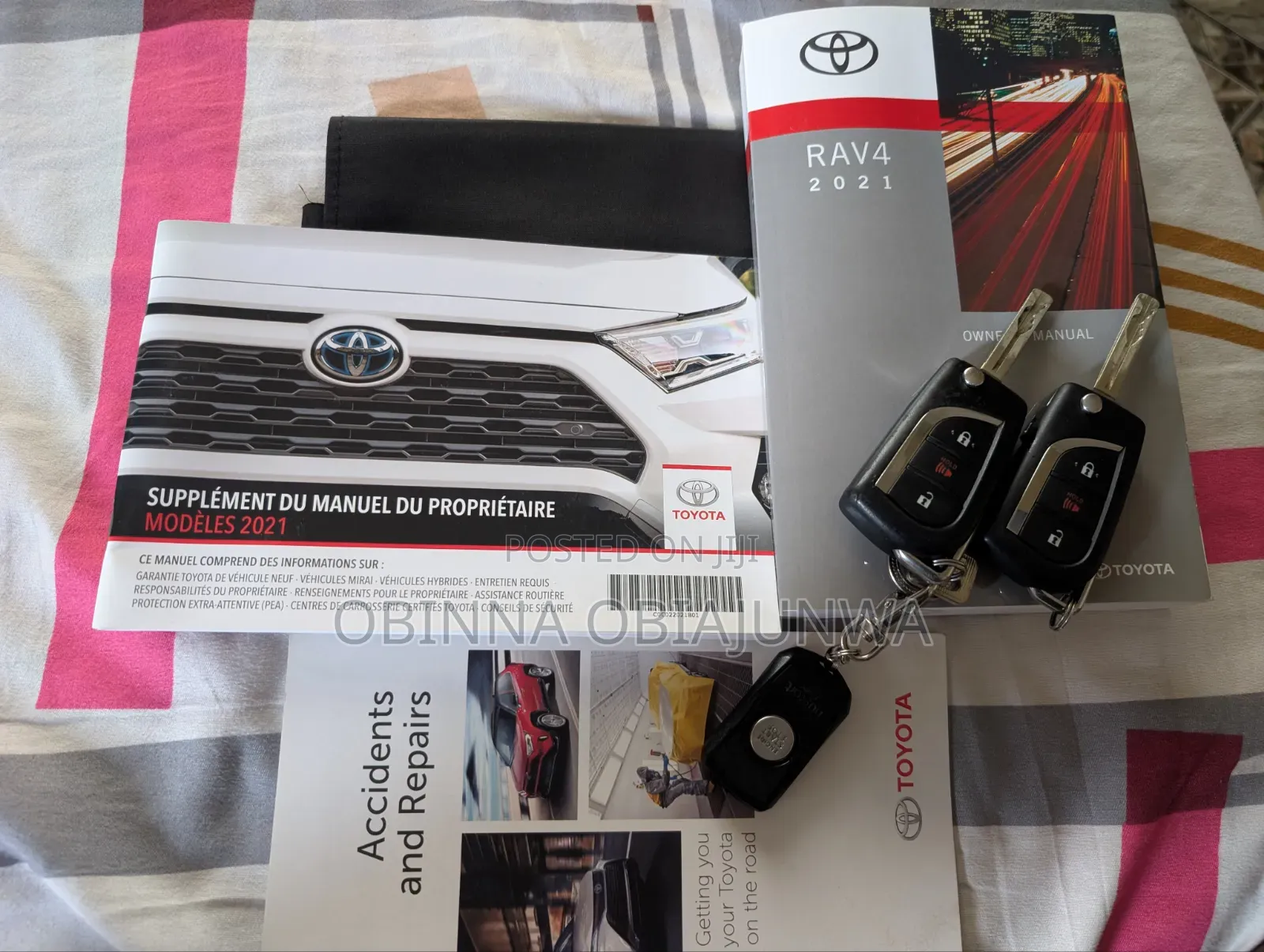Toyota RAV4 LE 2022 Gray