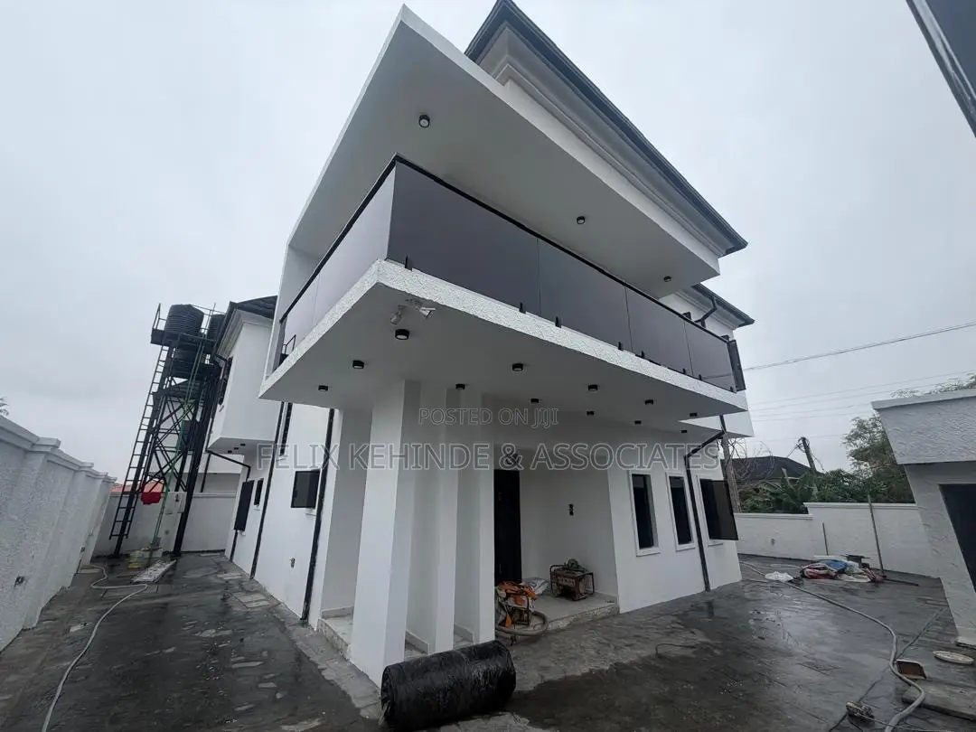 5bdrm Duplex in Orange Gate, Oluyole for sale