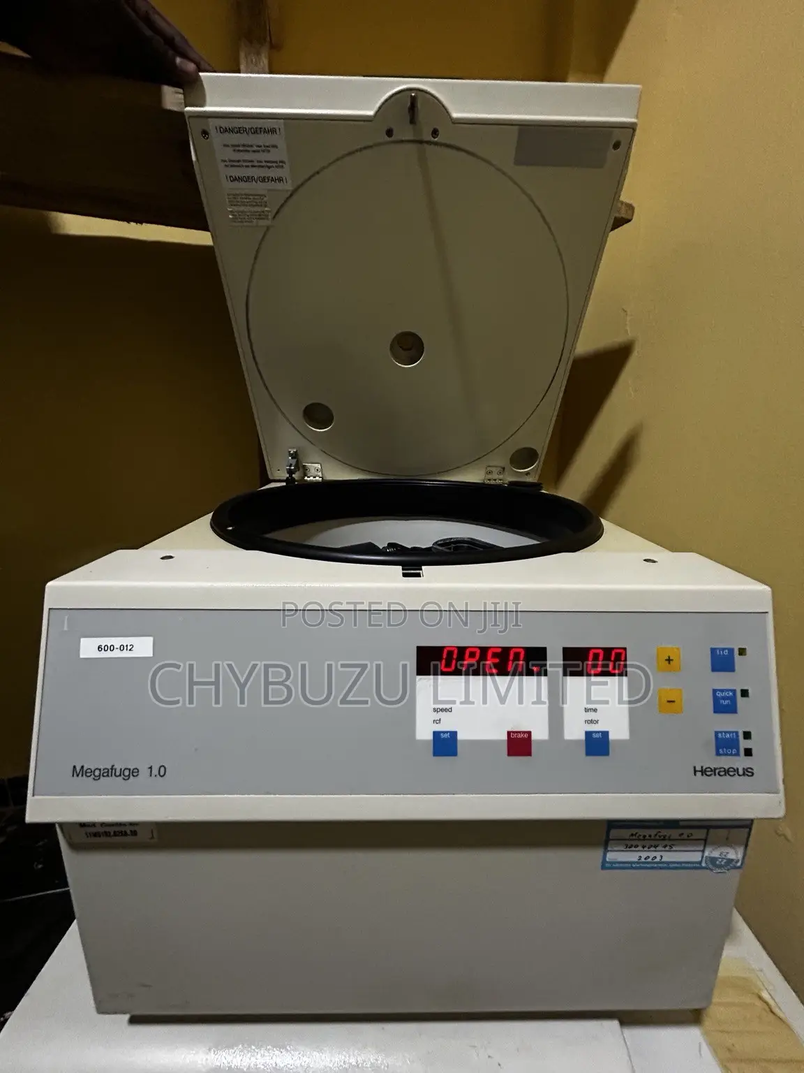 Heraeus Megafuge 1.0 Laboratory Centrifuge Available for Sale.