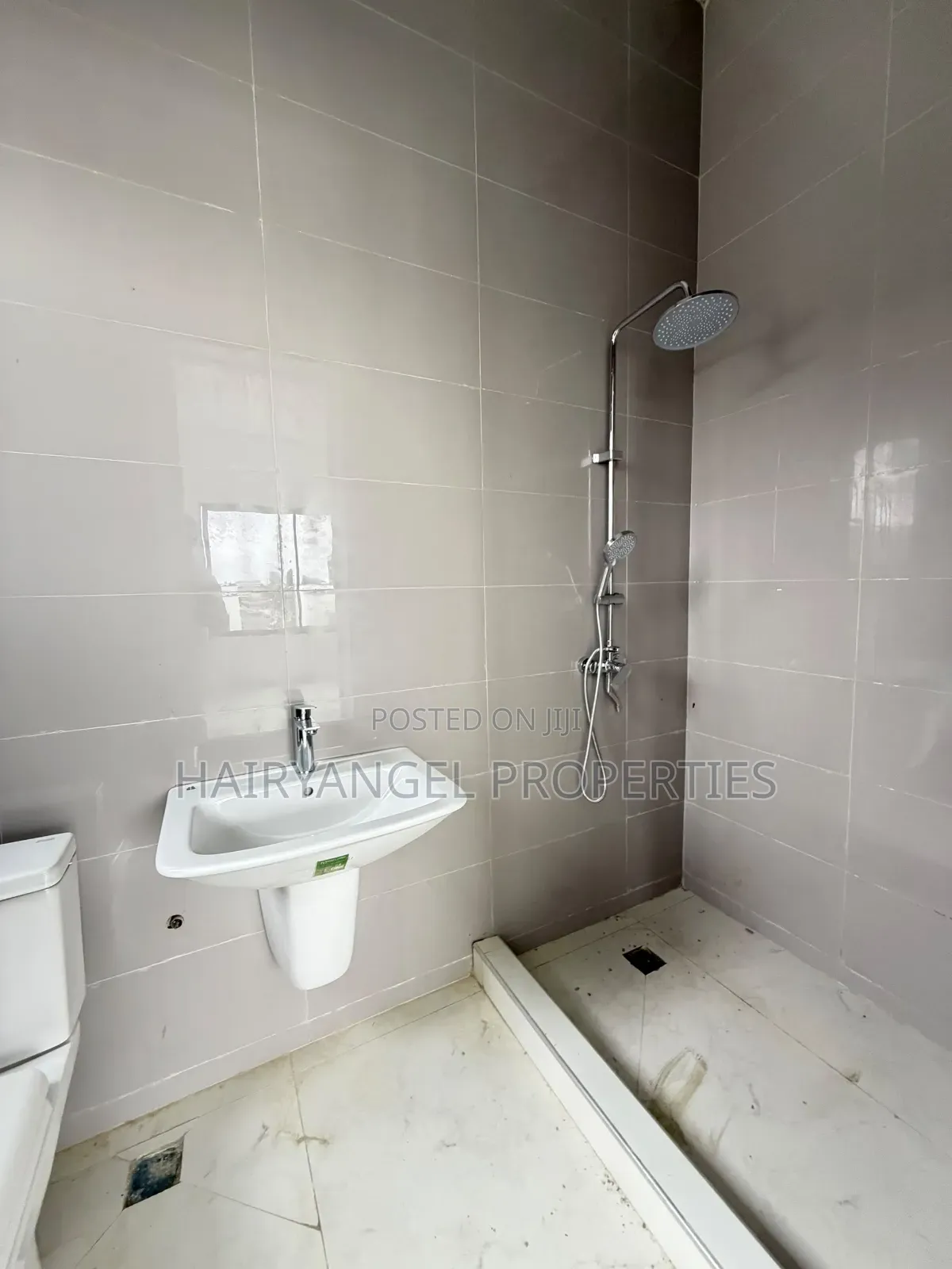 3bdrm Penthouse in Lagos Island / Lagos Island for sale