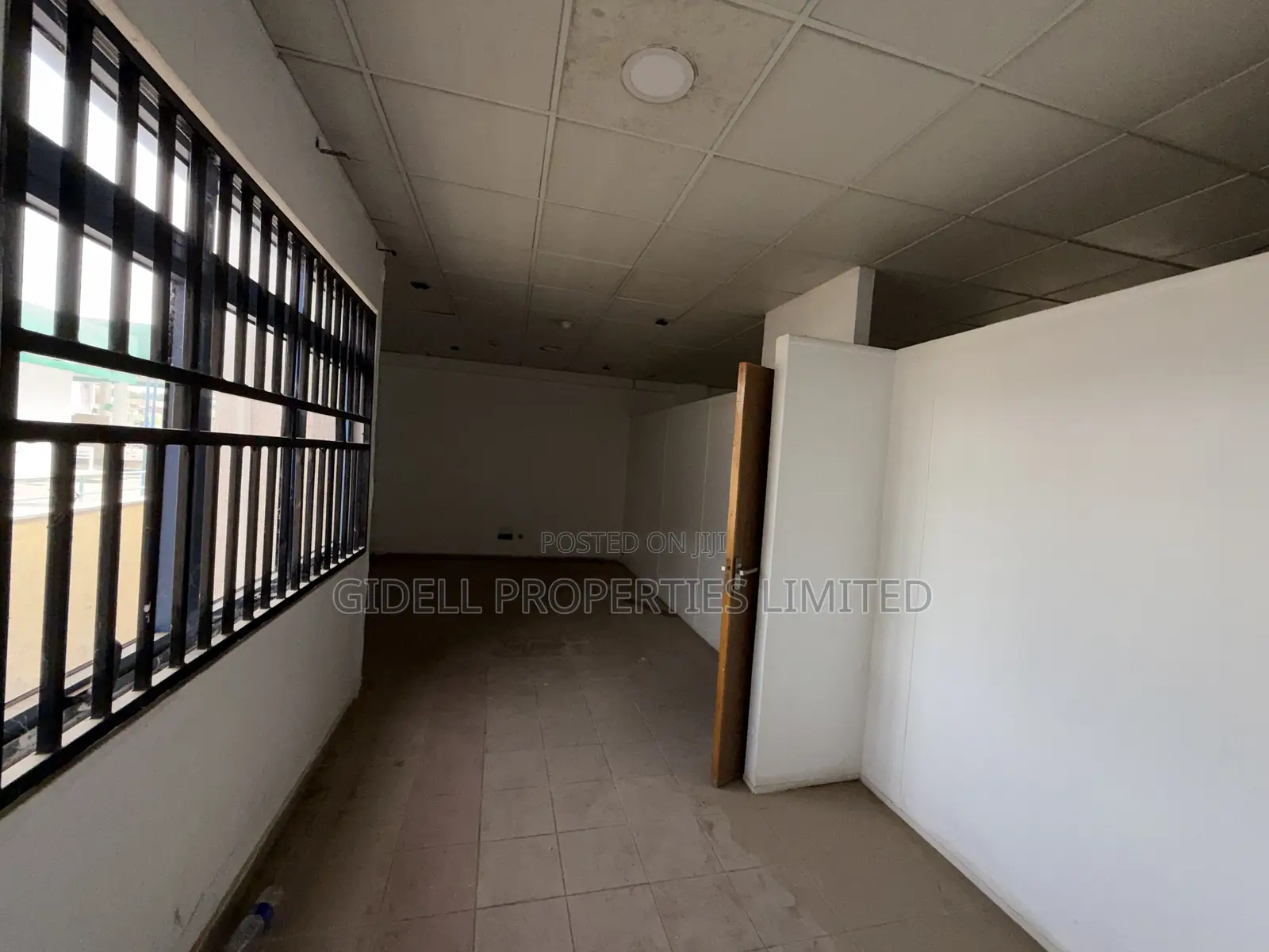 145SQM Office Space on the Ground Floor in a Strategic Location