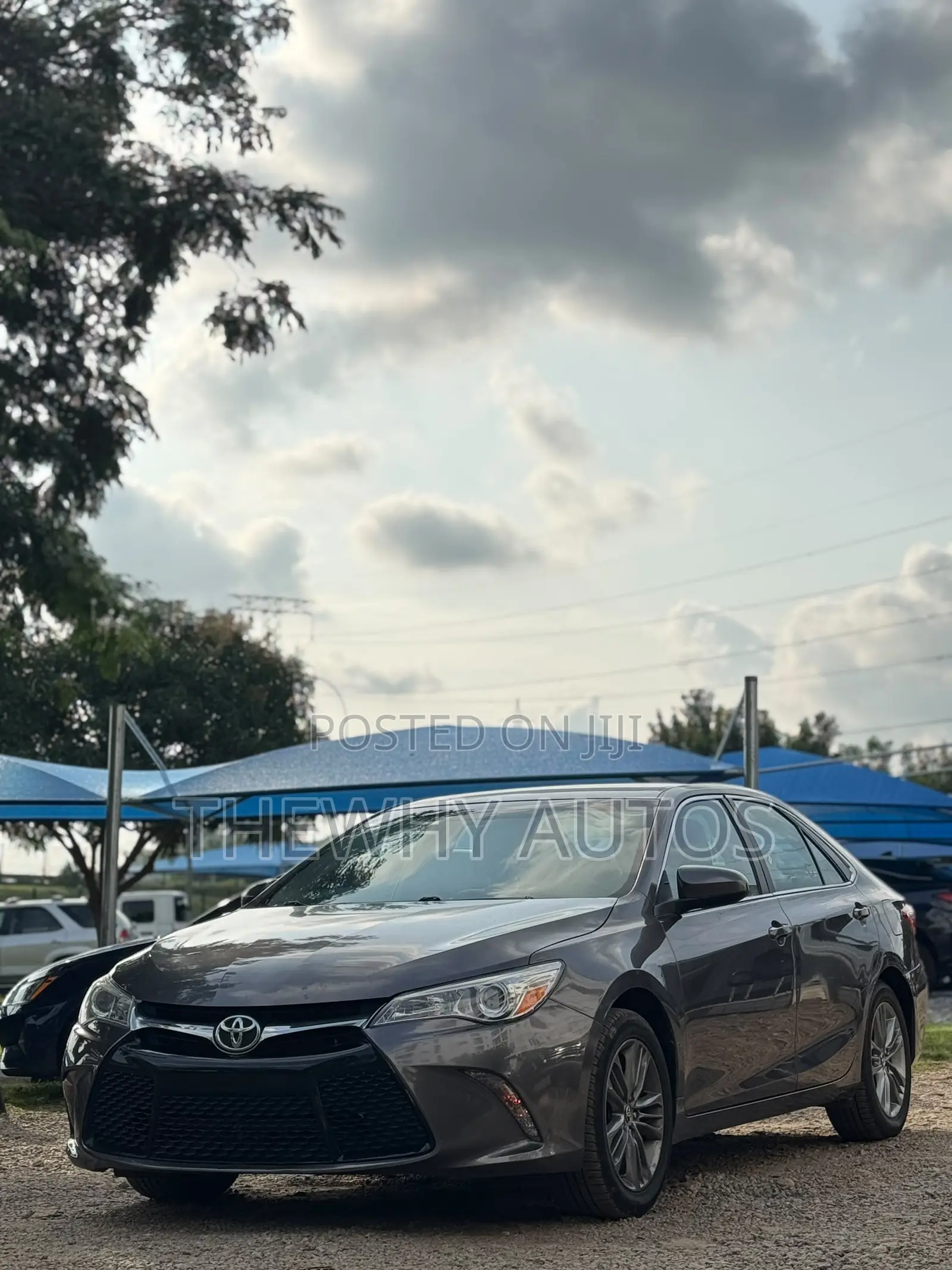 Toyota Camry SE 4dr Sedan (2.5L 4cyl 6A) 2016 Gray