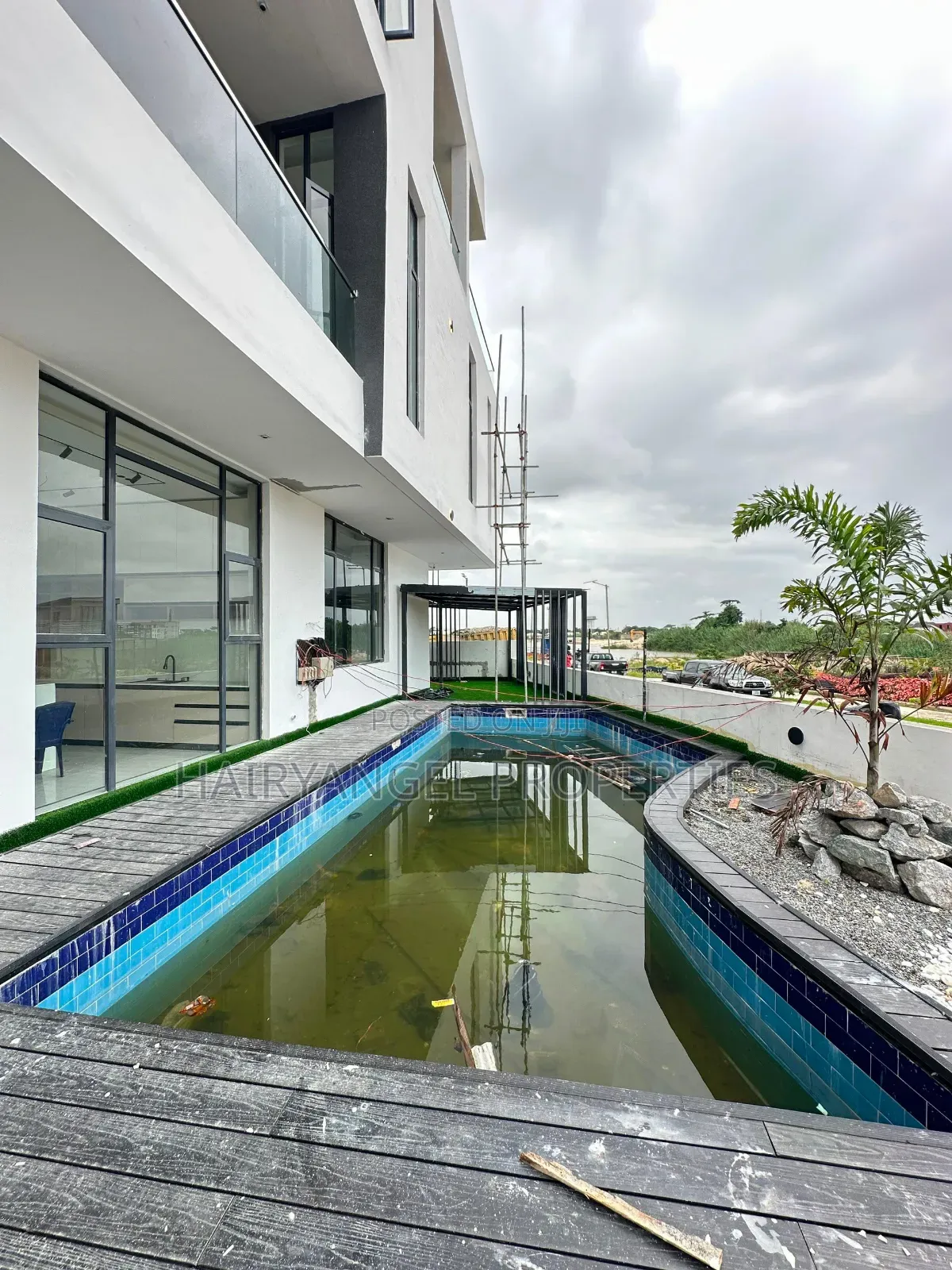 6bdrm Duplex in Lagos Island / Lagos Island for sale