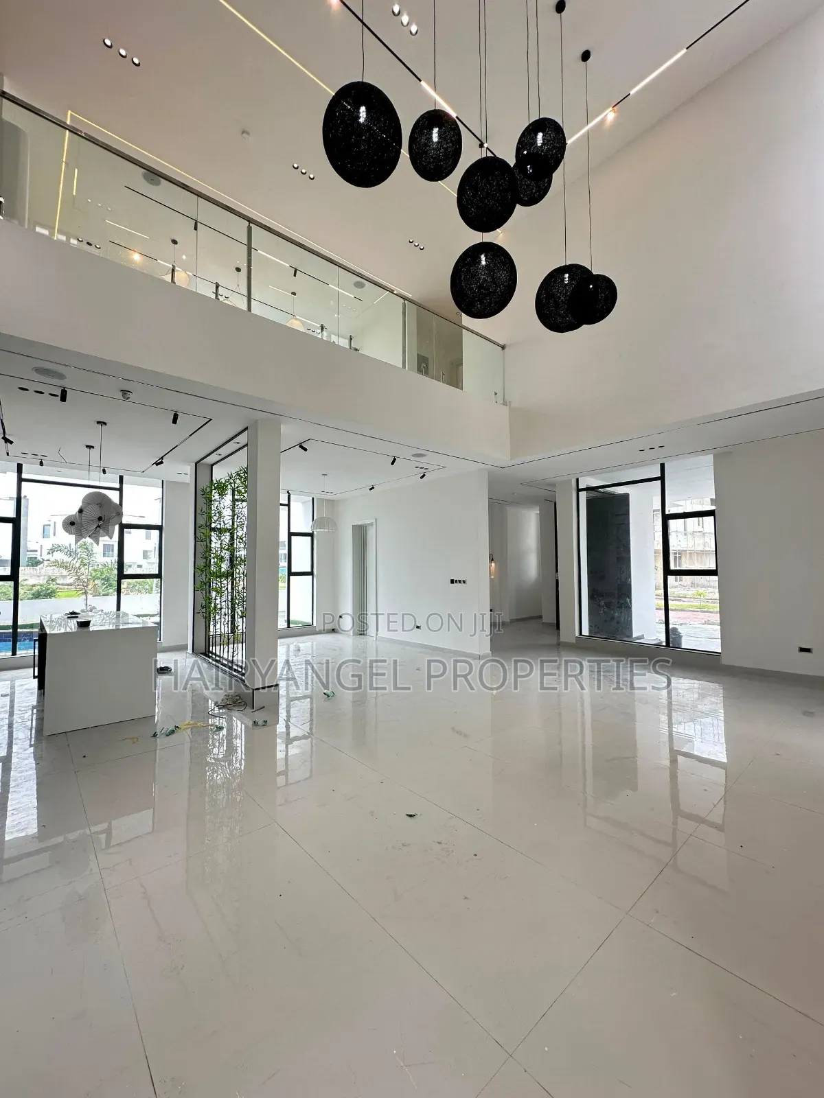 6bdrm Duplex in Lagos Island / Lagos Island for sale