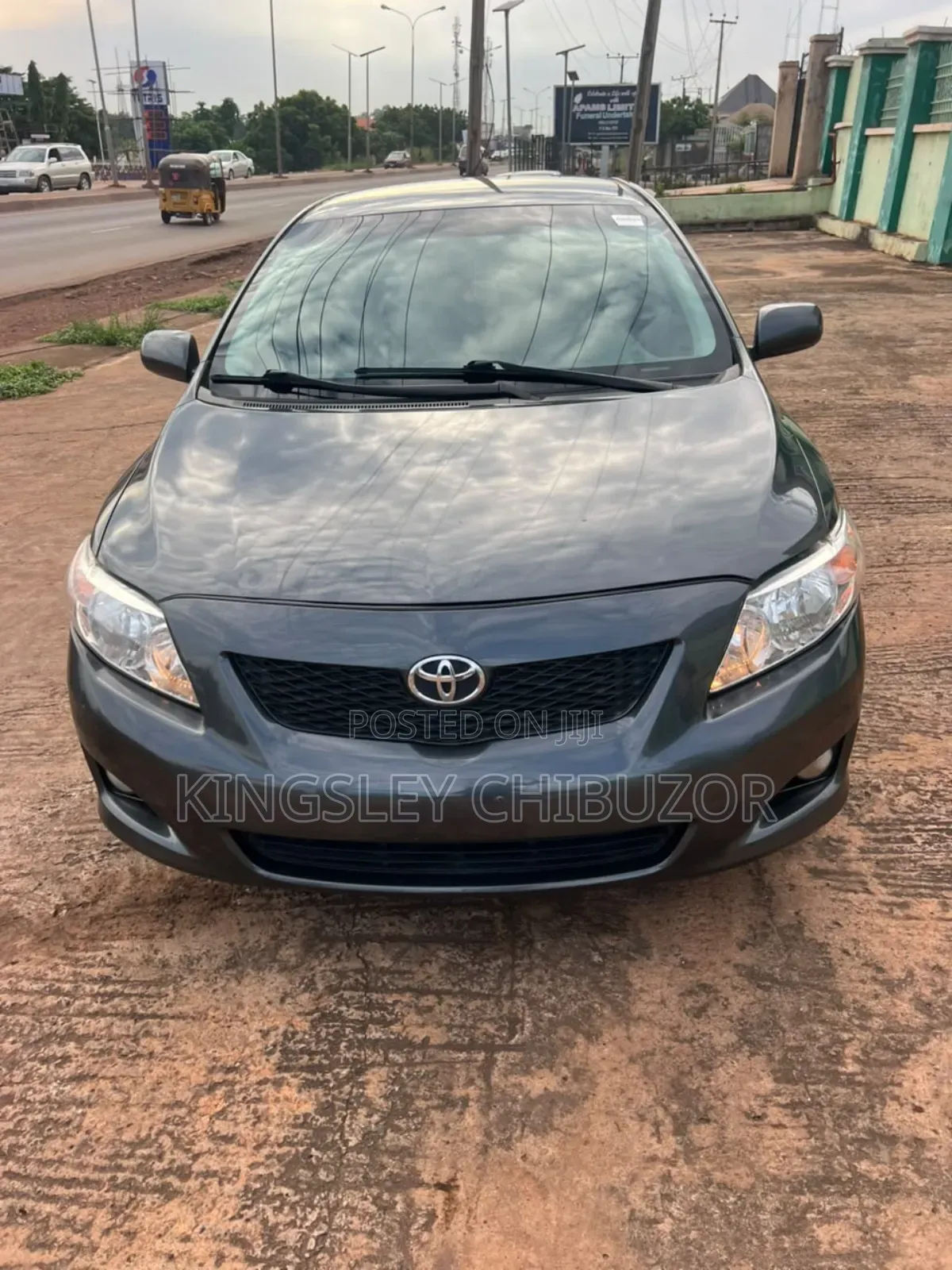 Toyota Corolla 2010 Gray