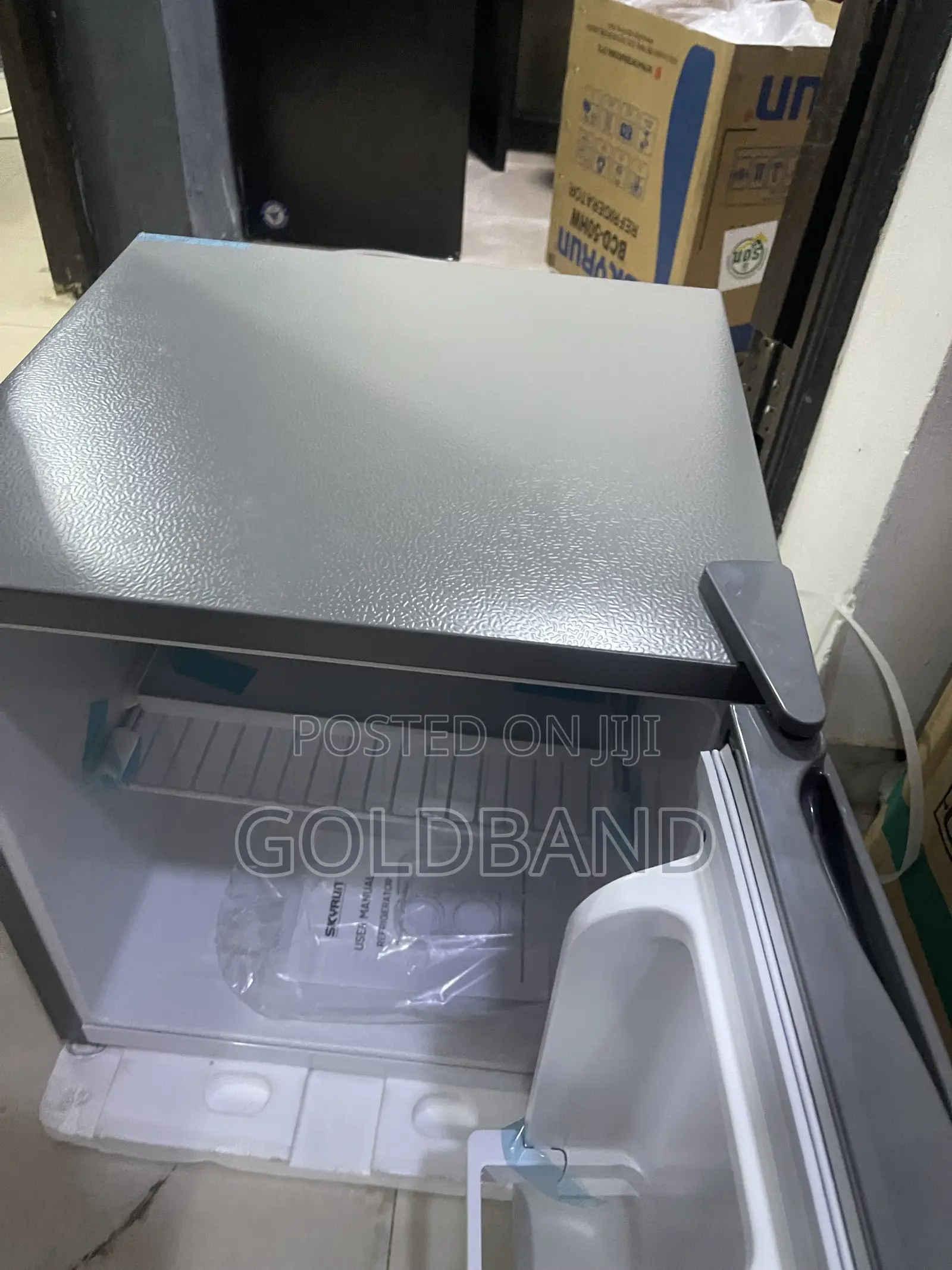 Skyrun BCD-50HW 50L Compact Bedroom Fridge
