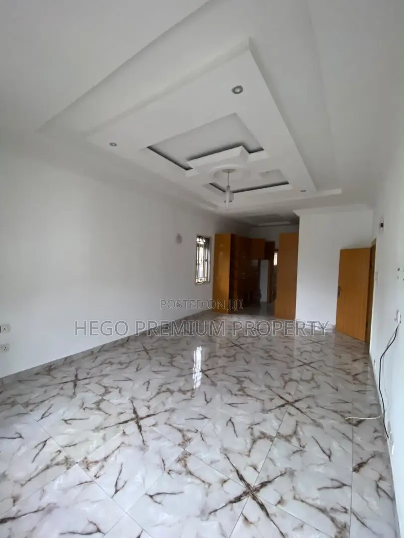 4bdrm Apartment in Old Gra Estate for rent