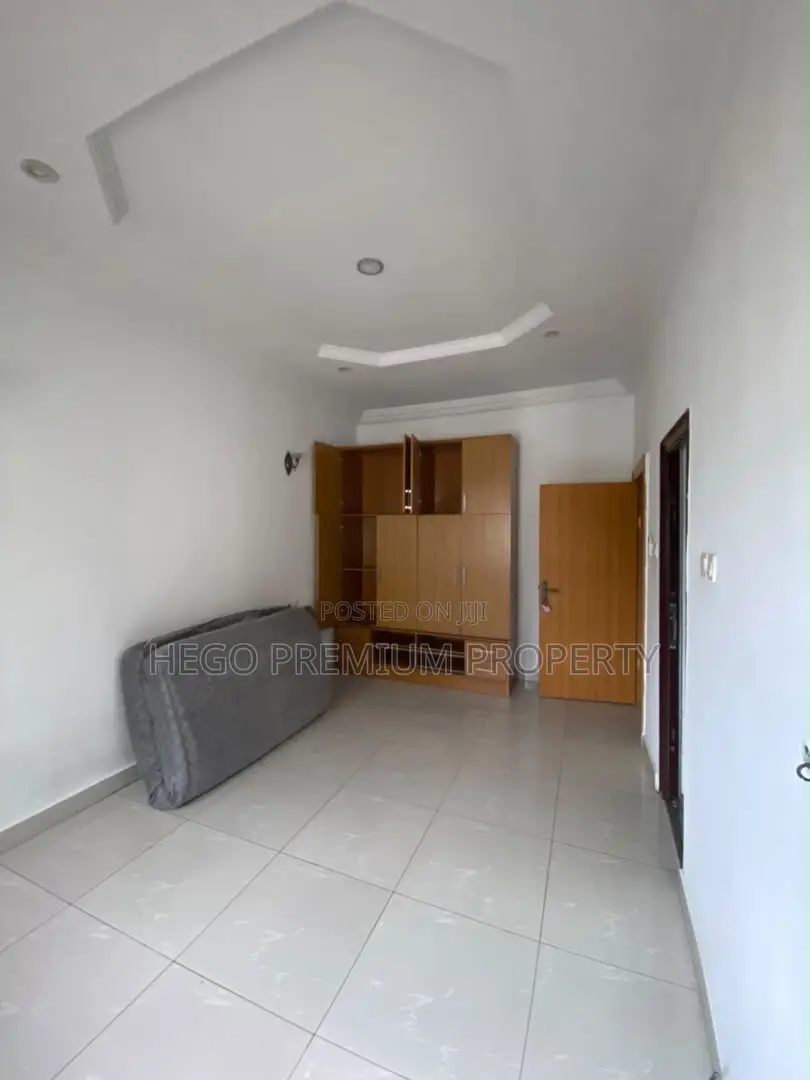 4bdrm Apartment in Old Gra Estate for rent