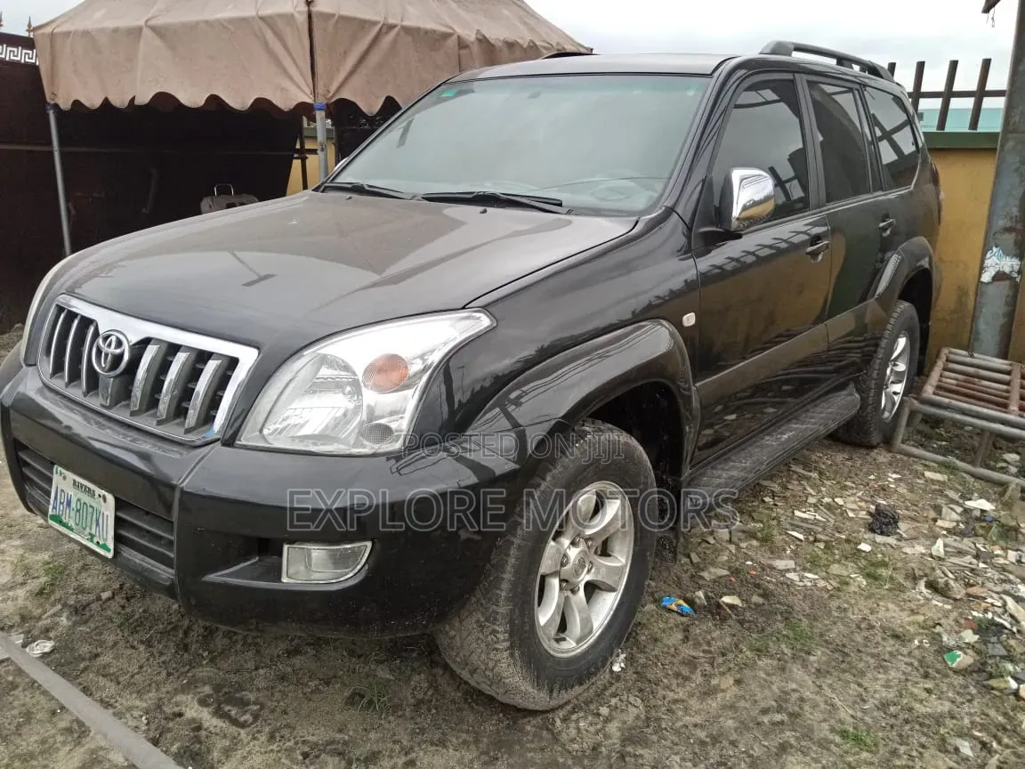 Toyota Land Cruiser Prado 2010 Black