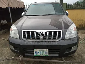 Toyota Land Cruiser Prado 2010 Black
