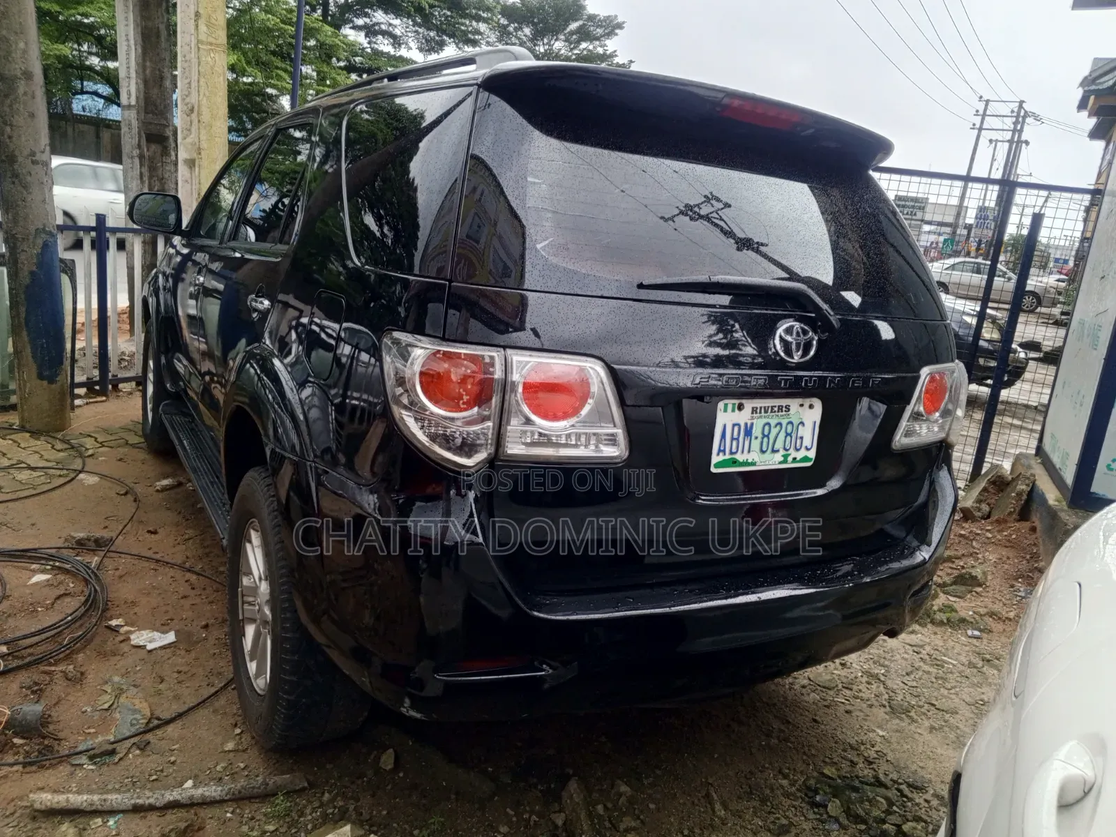 Toyota Fortuner 2012 Black